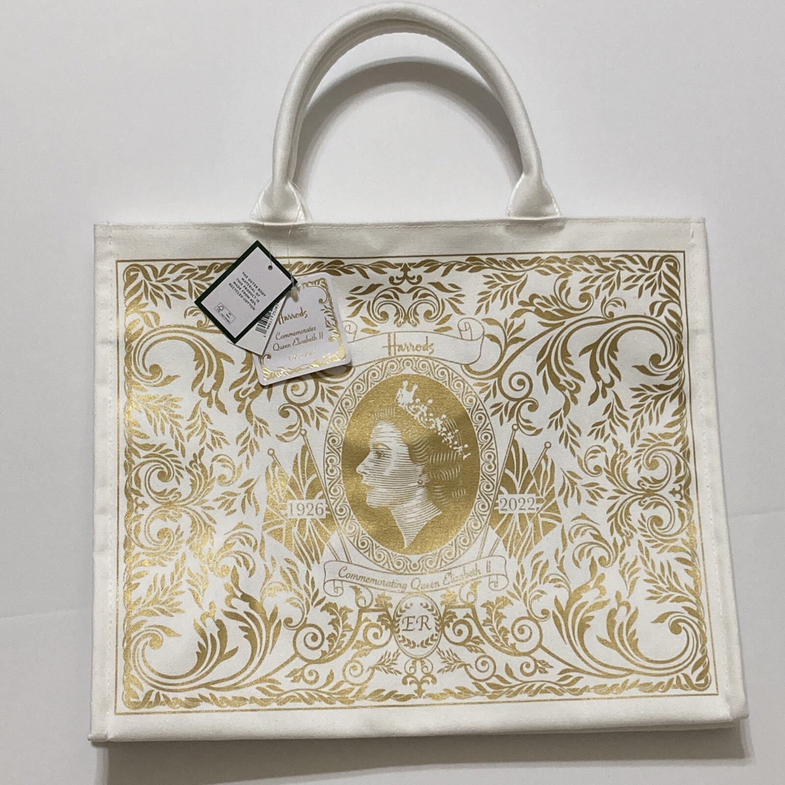 Harrods Knightsbridge London Queen Elizabeth Bag Reign White Gold 1952 2022 New
