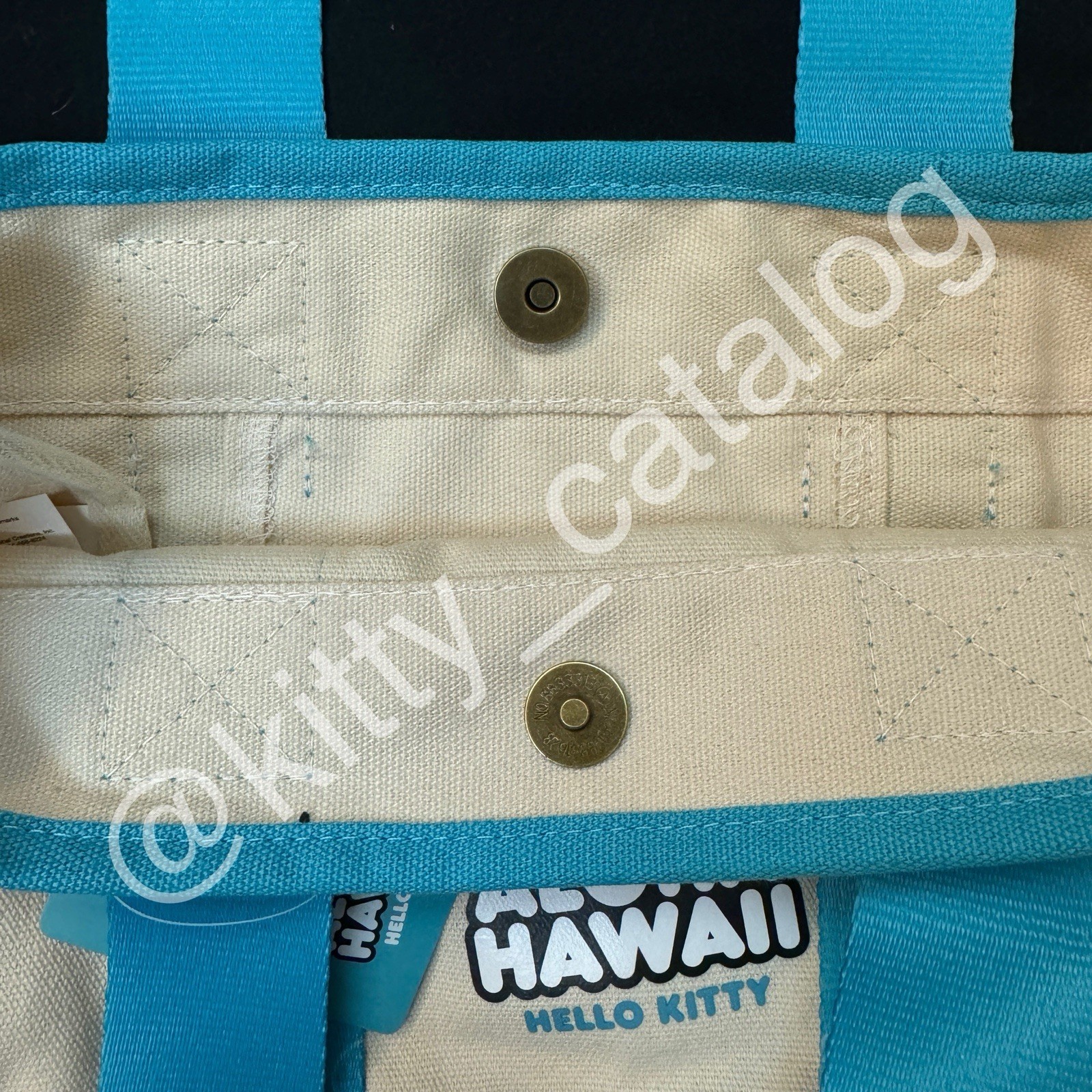 ABC Stores Hawaiʻi: Sun Tan Hello Kitty Big Face Mini Canvas Tote Bag, Blue