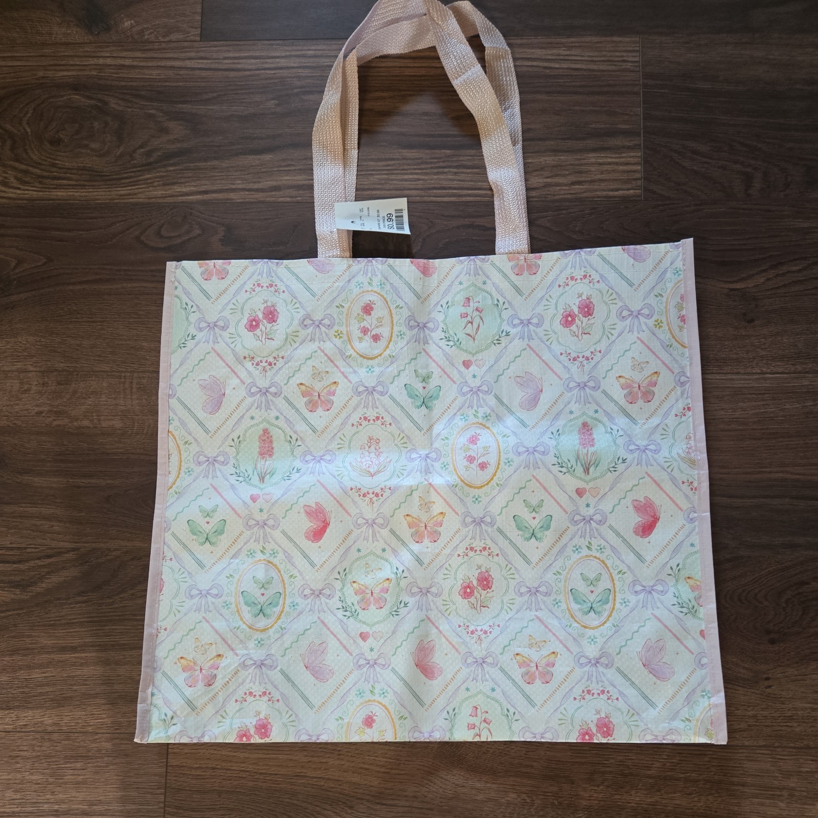 Home Goods, TJ MAXX & Marshalls Hibiscus Floral Butterfly Bow Pattern