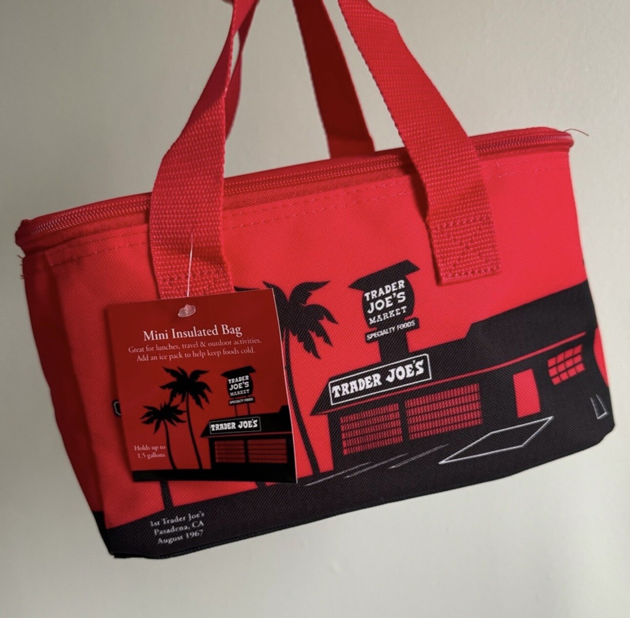 Trader Joe’s Red Mini Insulated Cooler Bag NWT Reusable