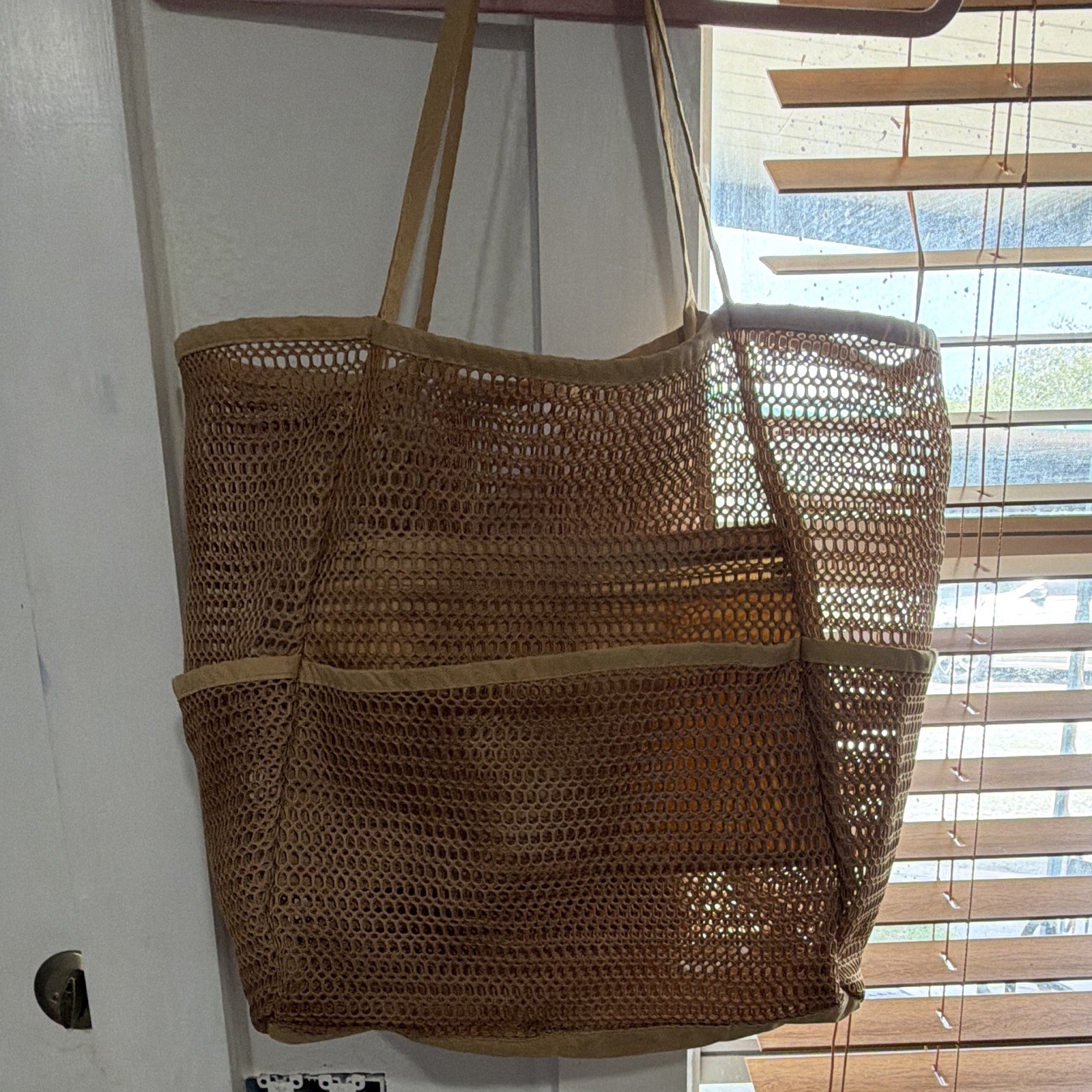 TJ Maxx Brown Mesh Tote Bag w/ Zippered Pocket, Solid/Plain, 5 x 8 x 20cm