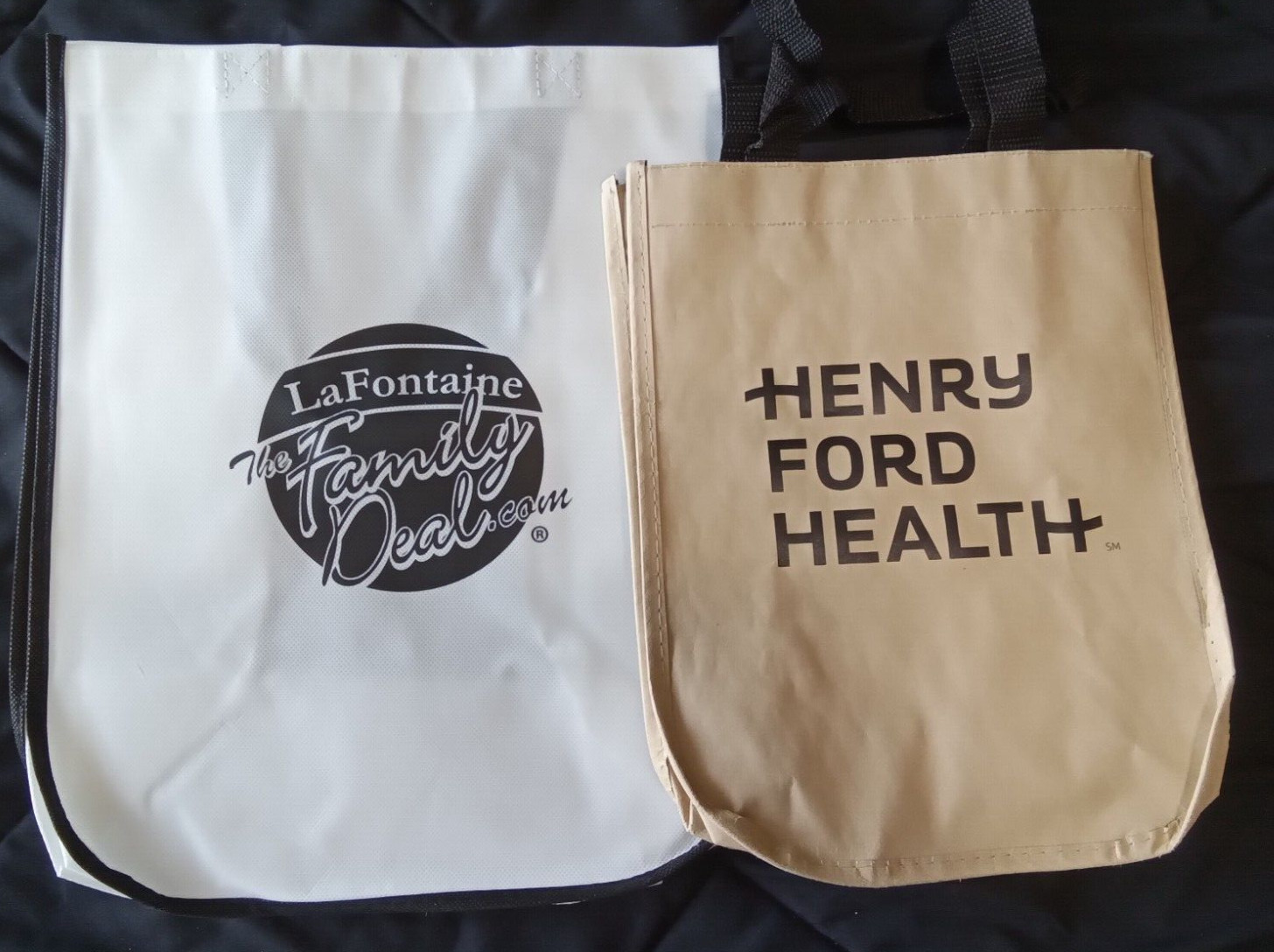LOT OF 6 MISCELLANEOUS TOTE/GROCERY BAGS VARIOUS SIZES/LOGOS