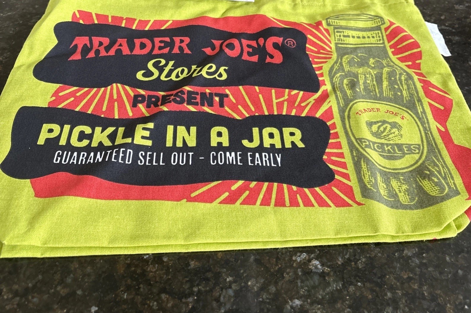 Trader Joe’s PICKLE IN A JAR Canvas Cotton Tote Reusable Grocery Tote Bag Green