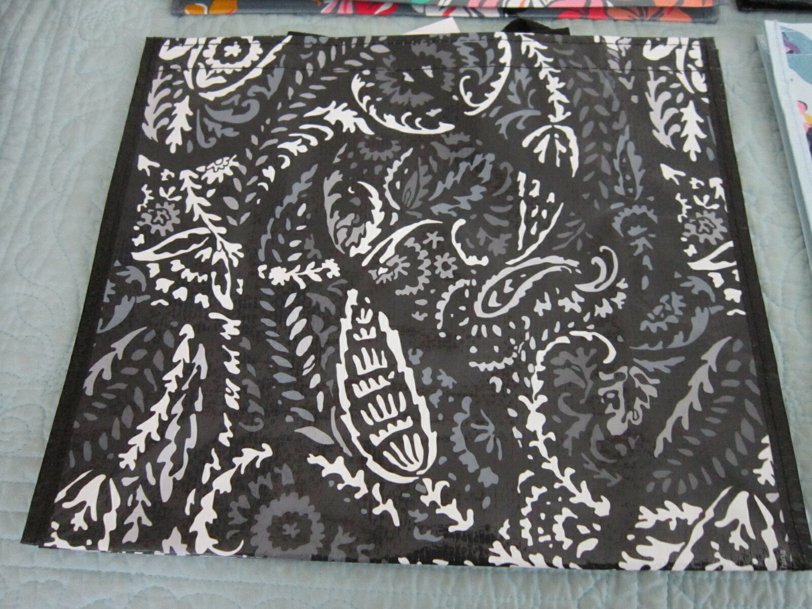 Vera Bradley GIFT/SQUARE TOTES, 14″ x 12″ x 5″,SHOP BAG,U PICK,20%OFF,BUY 4, NWT