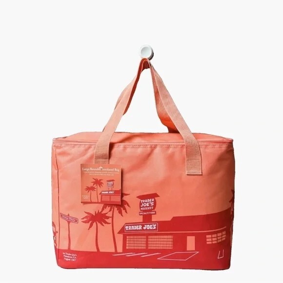 Trader Joe’s Large Insulated Reusable Tote Bag 8 Gallon Peach Color LIMITED NWT