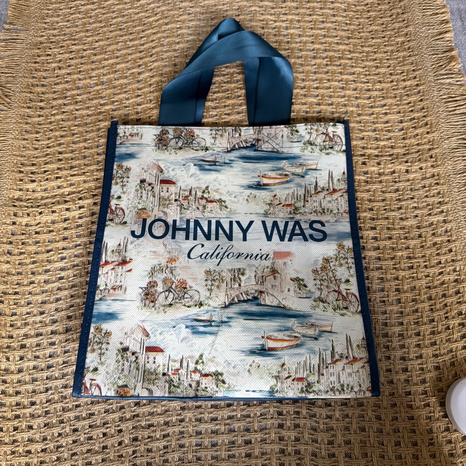 Johnny Was CA Small Shopping Tote Bag Blue Folds Flat Travel Scenes 10×10.5×3.5