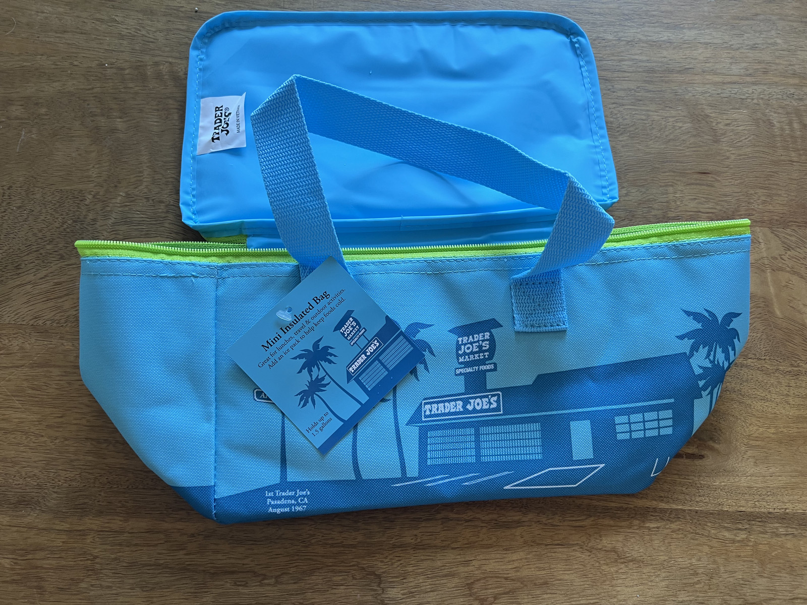 BRAND NEW Trader Joe’s 2 Mini Insulated Bag Peach & Teal Tote