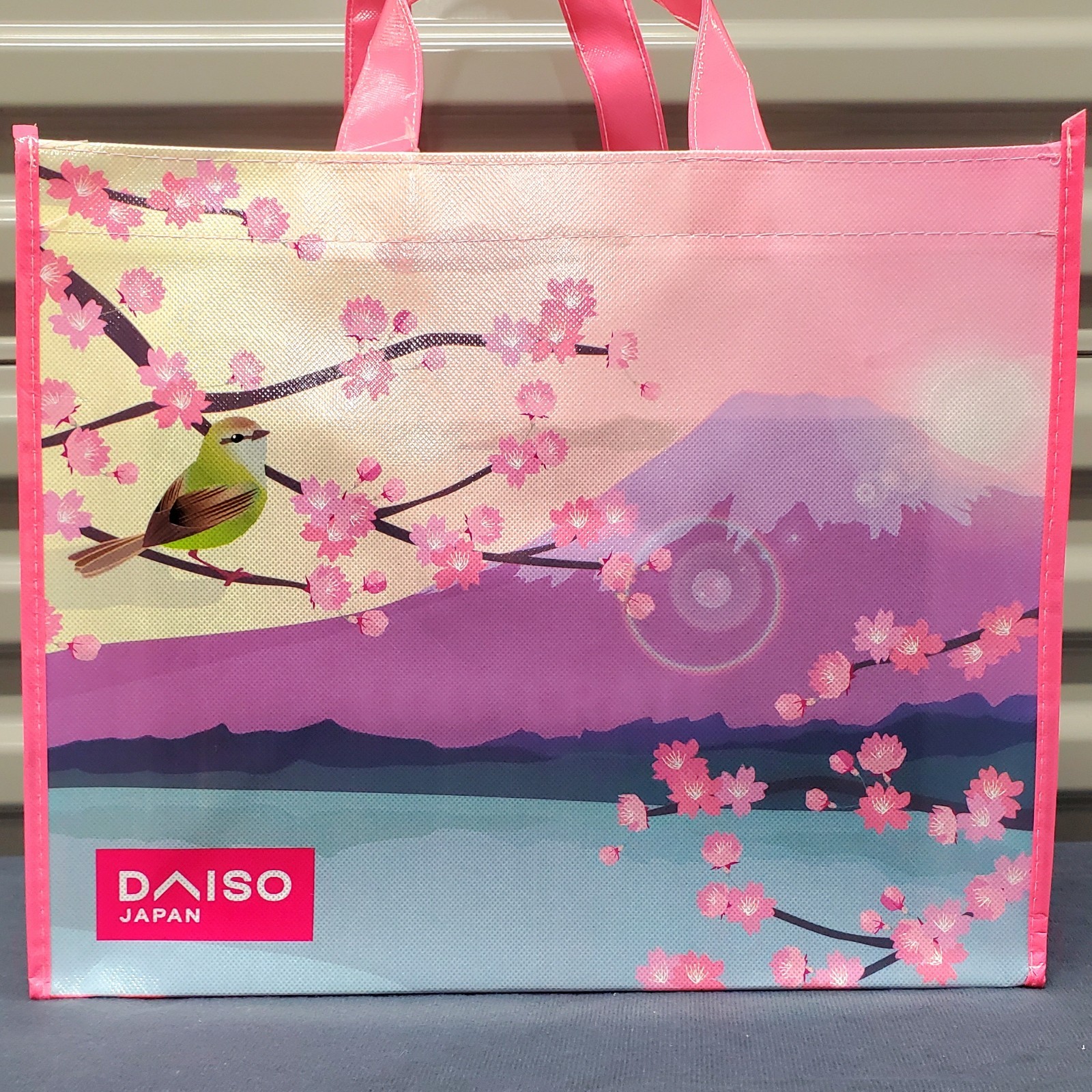 Daiso Reusable Shopping Tote Bag Cherry Blossom Mt. Fuji Scenic Print Medium