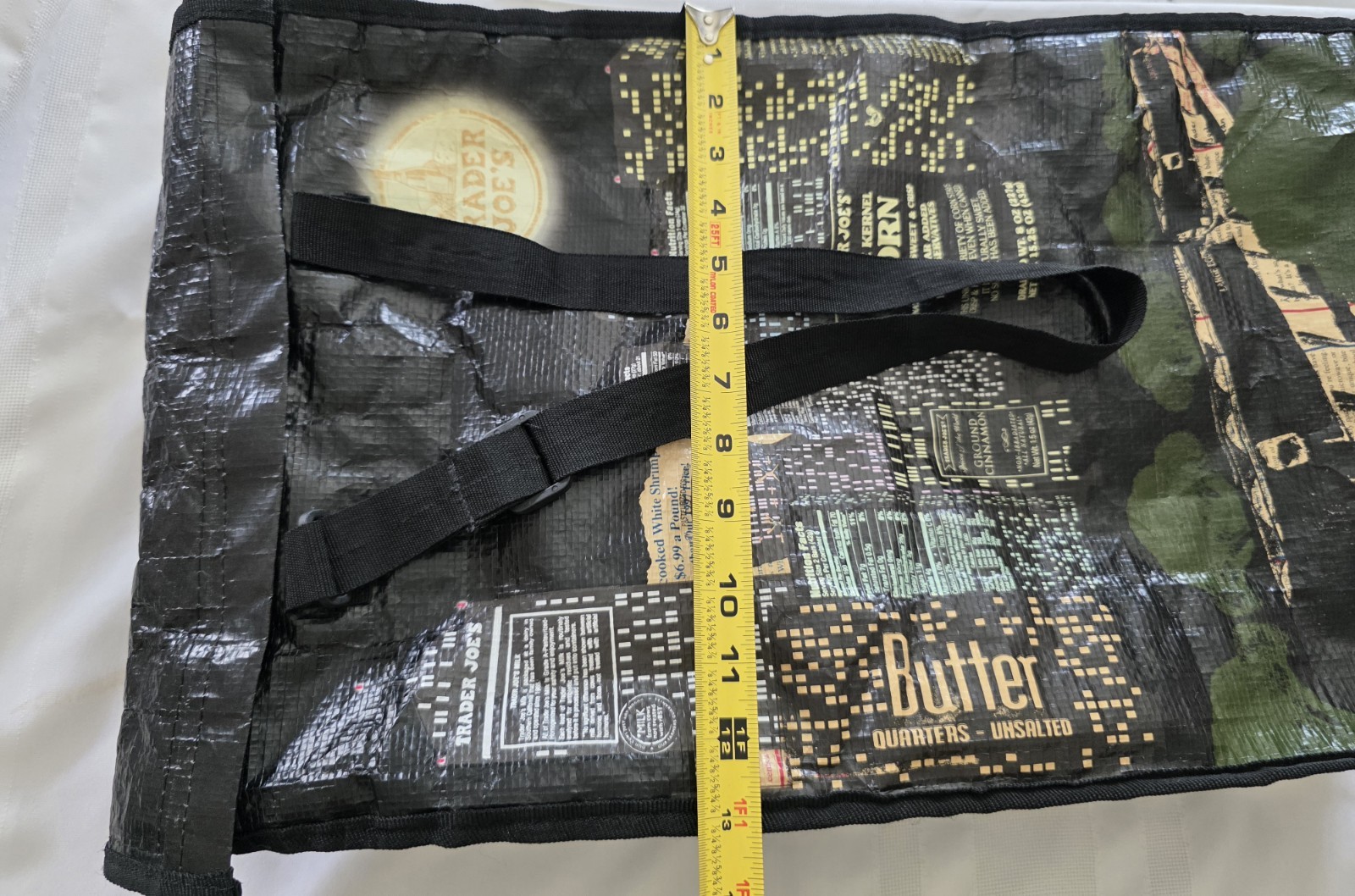Trader Joe’s Rare & Discontinued Insulated Nocturne Night View Roller Tote Bag
