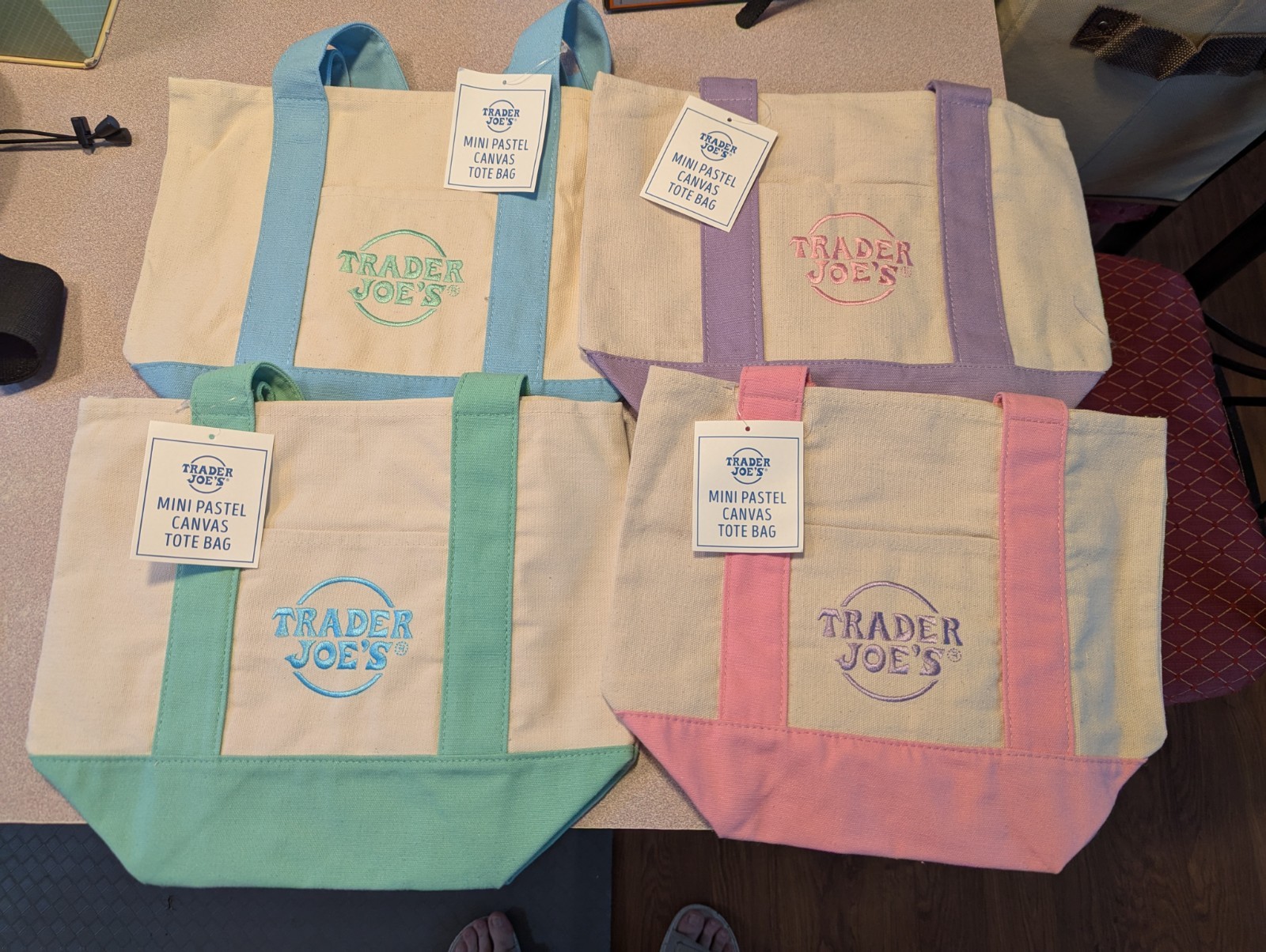 Trader Joe’s 2026 Mini Pastel Canvas Tote Bag Set Of 4 IN HAND!!!!!!!!!!!!!!!!!!