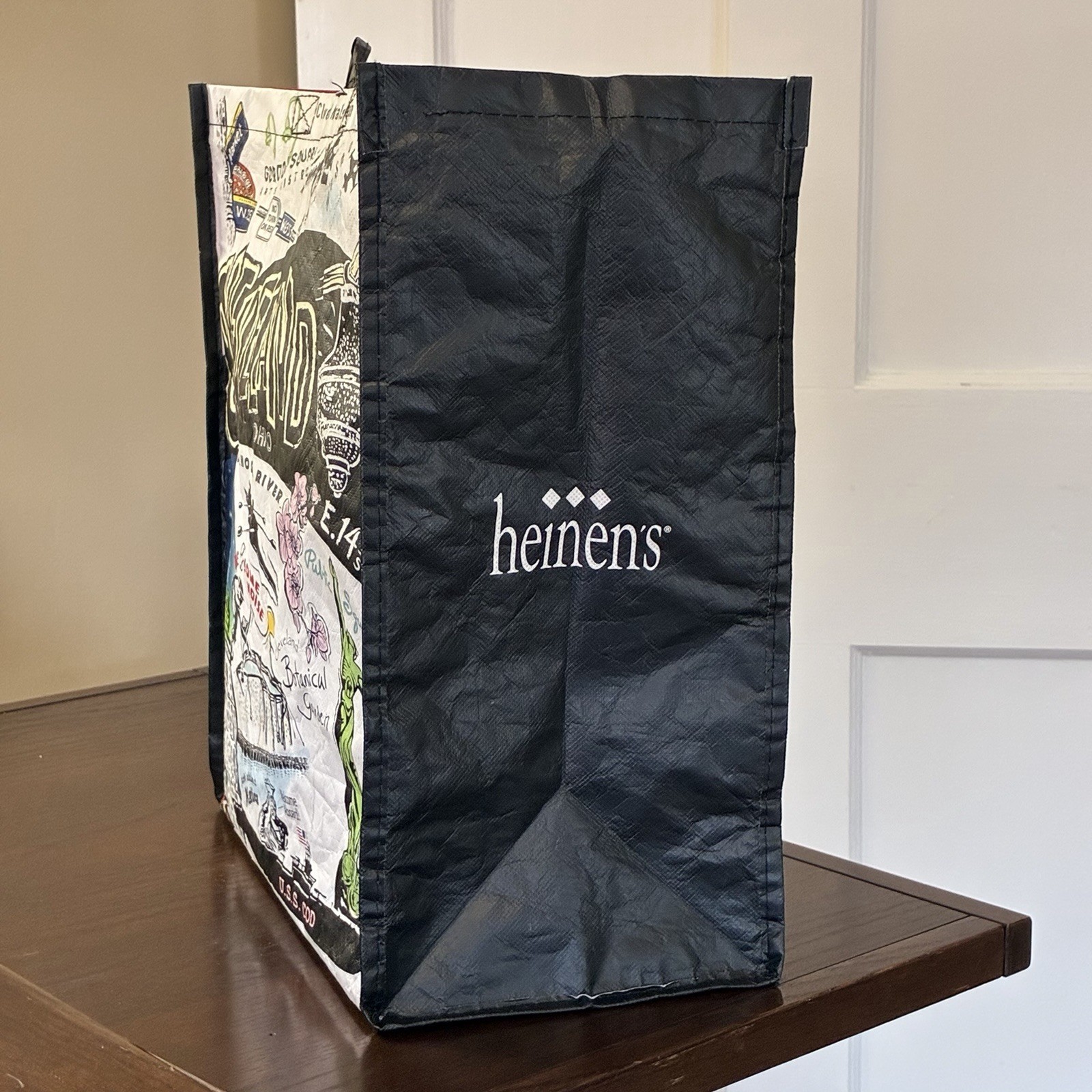 Heinen’s CLEVELAND OHIO 15 x 13.75 x 7.5″ Reusable Shopping Tote Bag ~ Landmarks