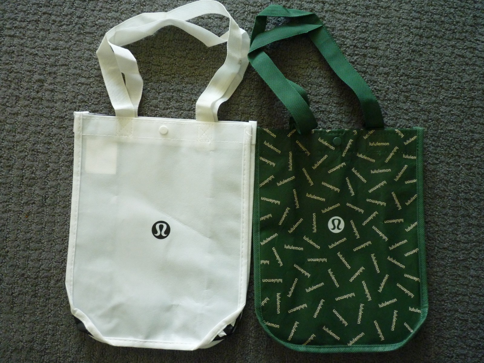 Lululemon Reusable Shopping Tote Bags (4) Small Totes Different Designs (E)