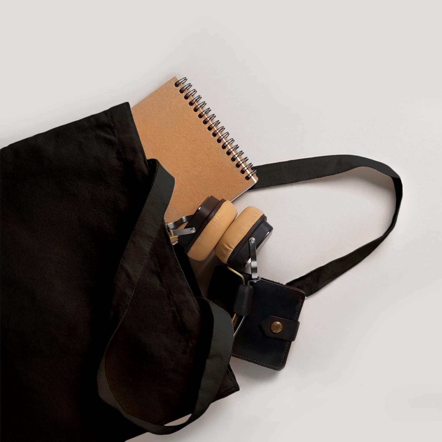 Versatile Lightweight Cotton Tote Bag for Daily Use – Eco-Friendly and Chic