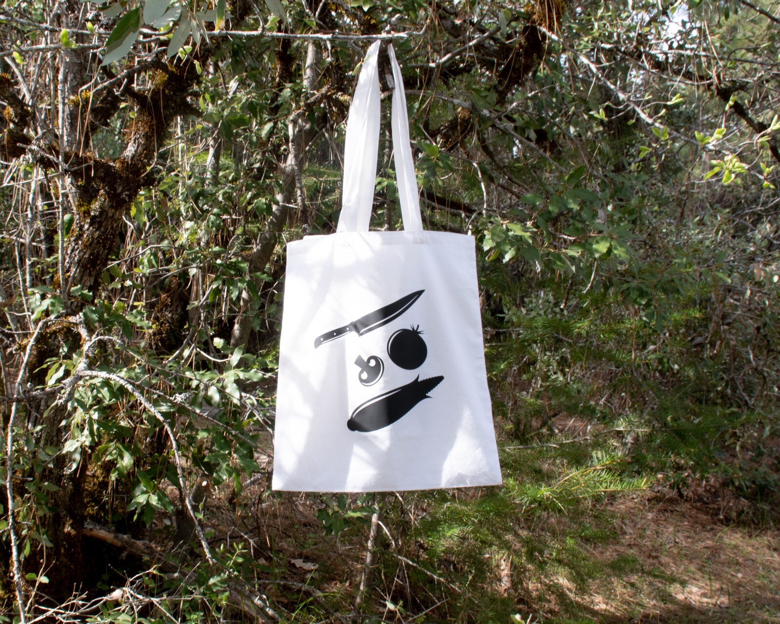 Set of 3 Cloth Grocery Bags with Knives and Vegetables Printed