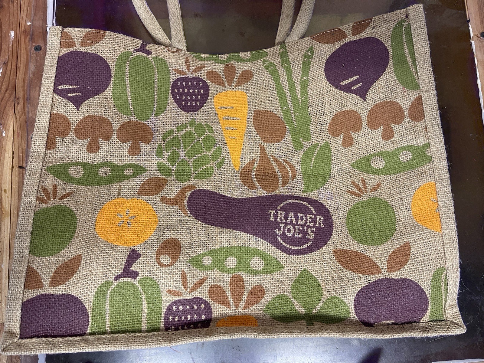 Trader Joe’s Jute Burlap Expand Tote Bag Vegetables Eggplant 17”x13”x8”