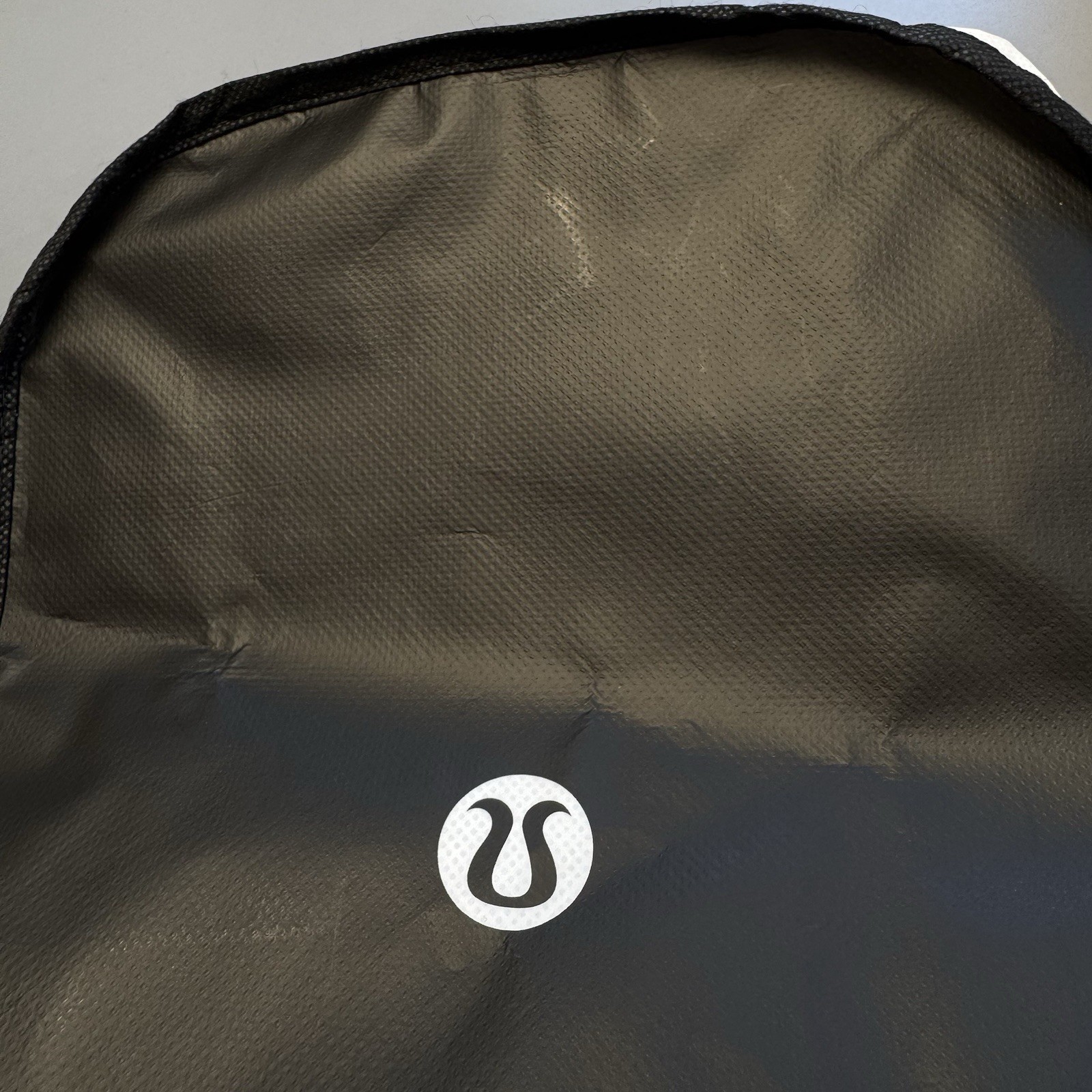 Lululemon Lot Of 2 Reusable Shopping Tote Bags Red 16″ Black 11″ Yoga Lunch Love