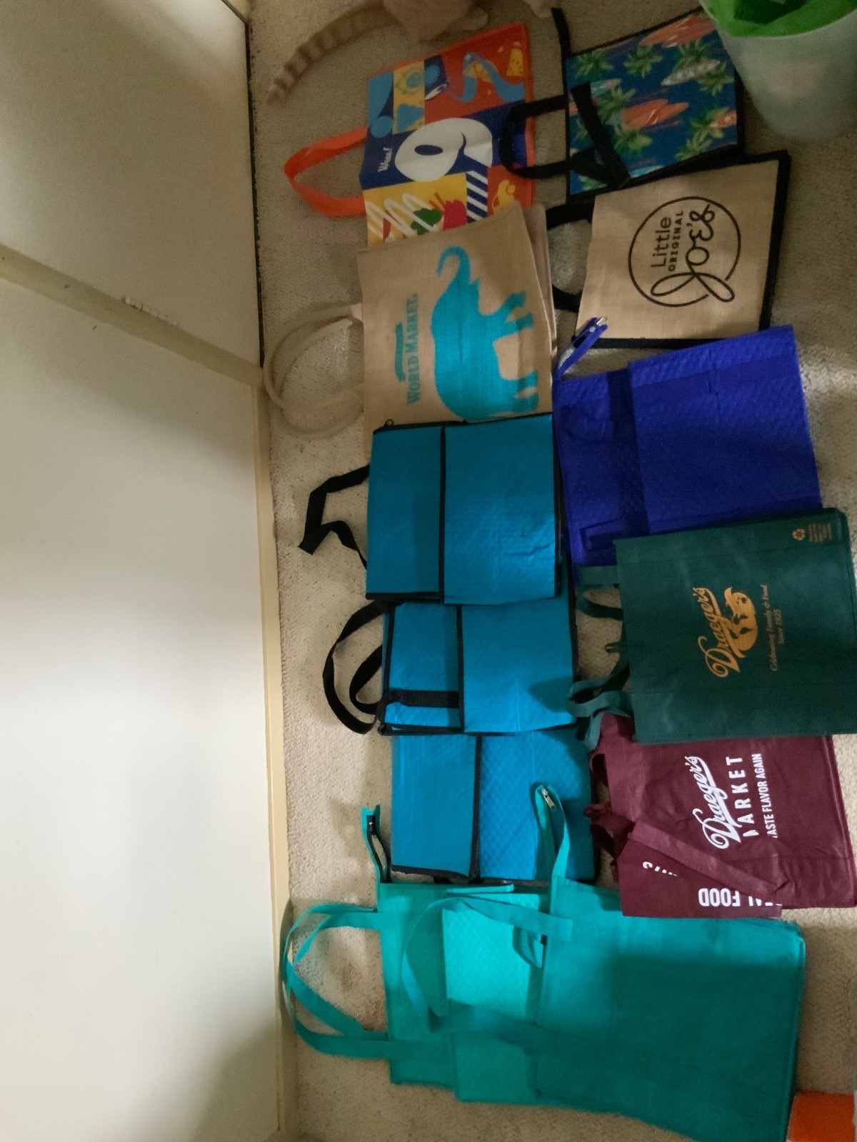 Lot of 12 Reusable Grocery Shopping Bags Eco-Friendly Durable Totes Insulated