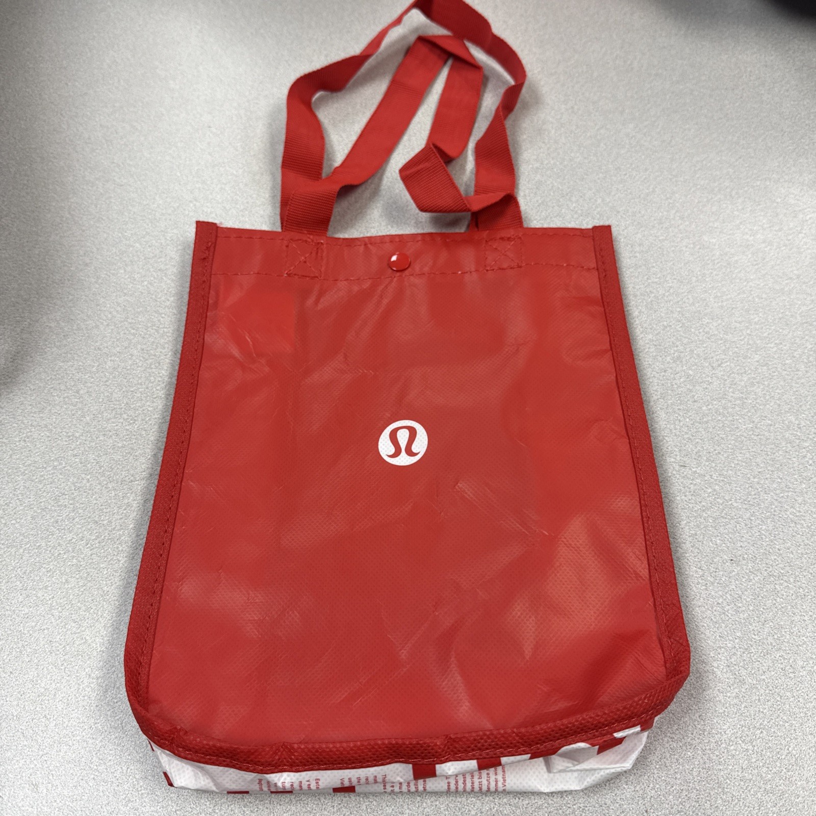 Lululemon Shopping Tote Reusable Lunch Bag Red and White Small 12″ x 9″