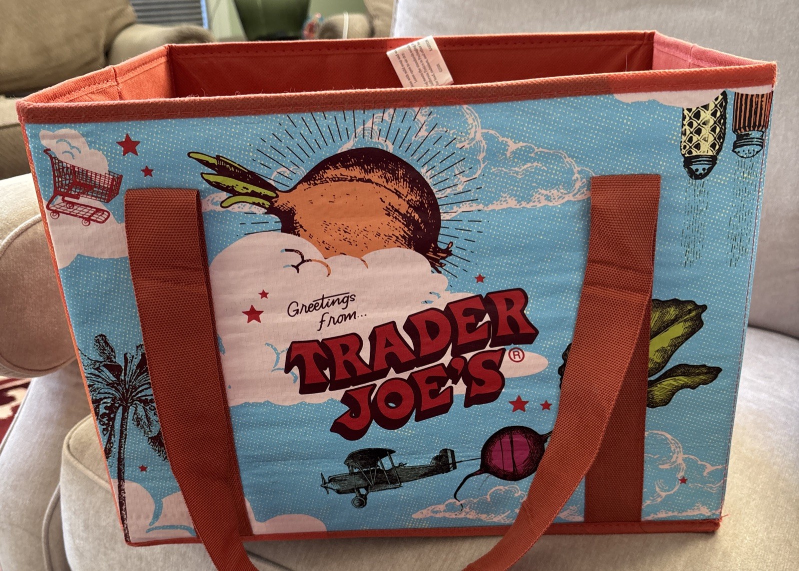 Trader Joe’s Christmas 2025 Stand-Up Collapsible Grocery Tote Bag/New w Tags
