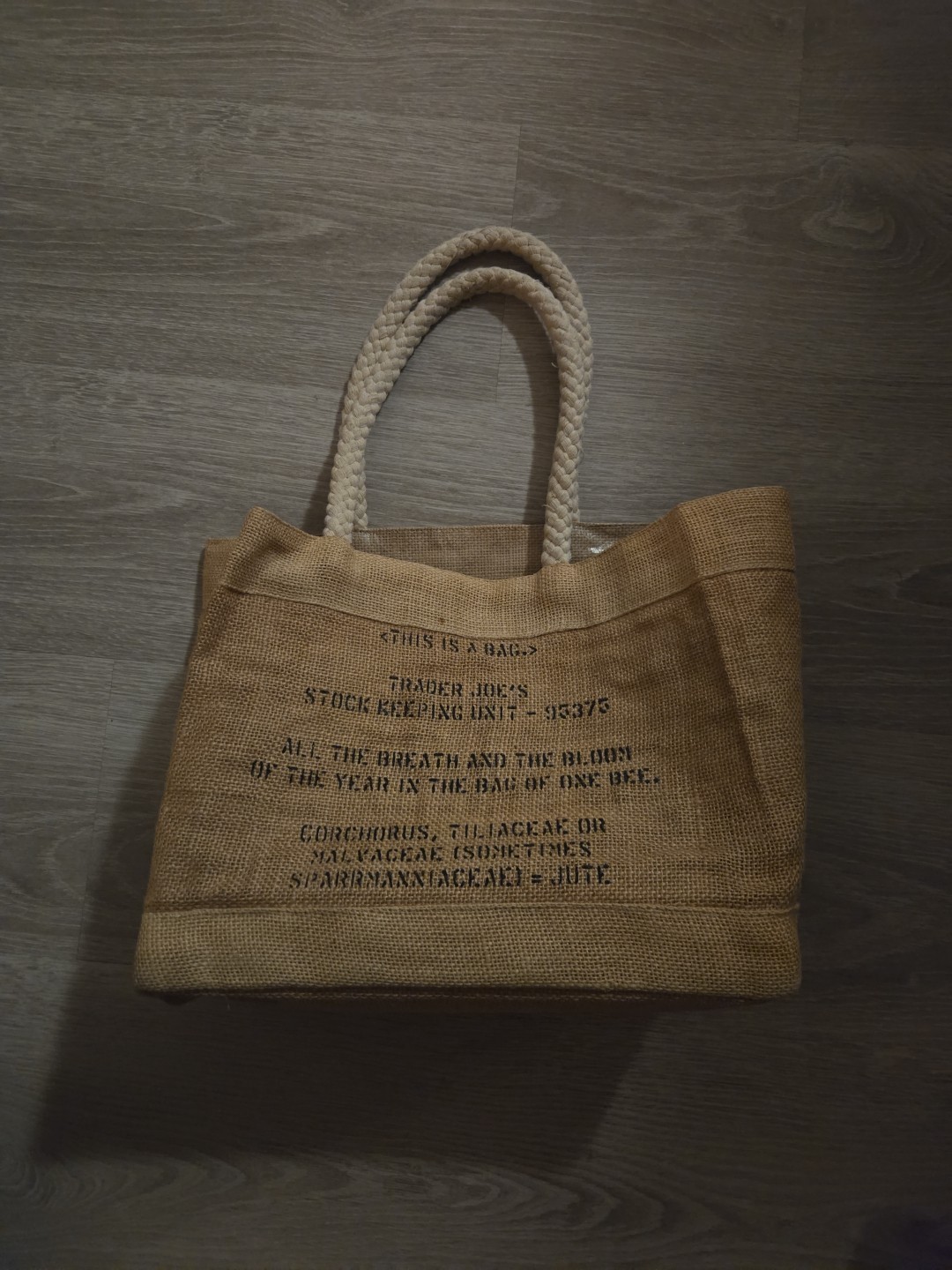 VINTAGE TRADER JOE’S JUTE BAG REUSABLE SHOPPING BAG BURLAP Retired!