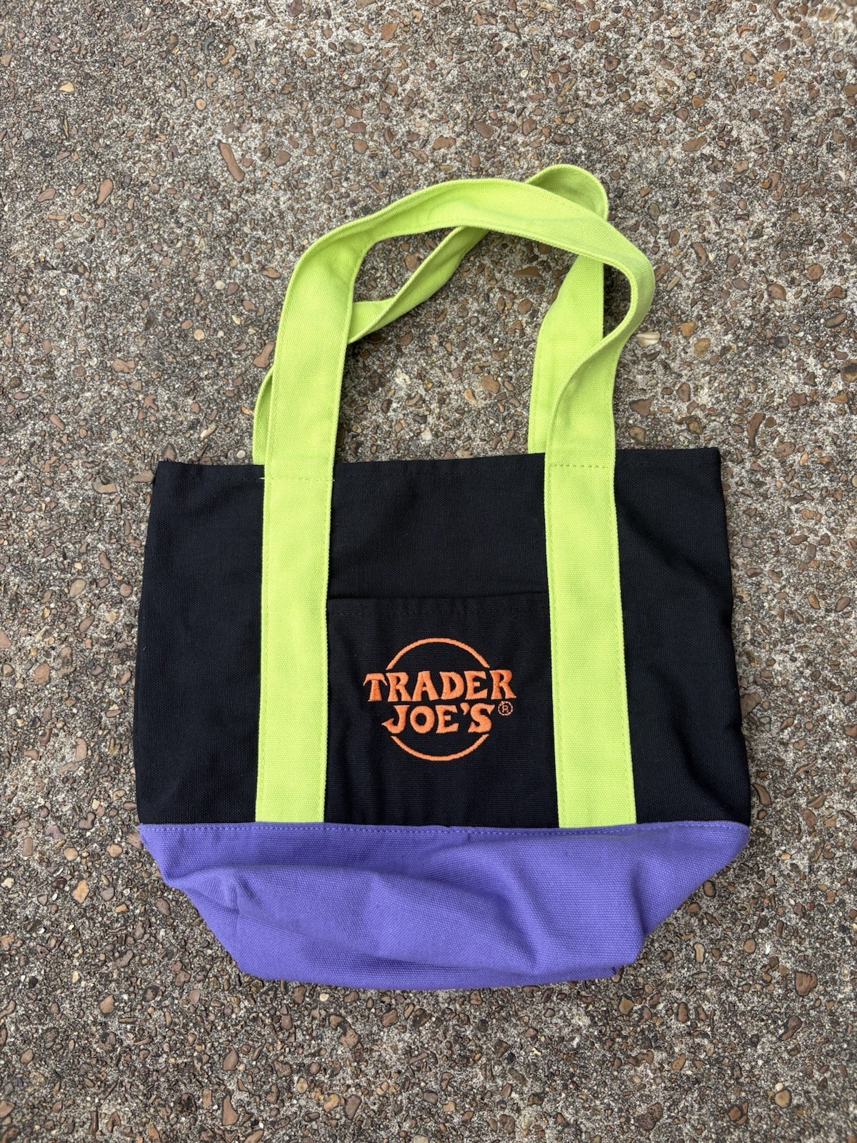 TRADER JOE’S MINI CANVAS TOTE BAG-TRICK OR TREAT-BLACK/PURPLE/GREEN