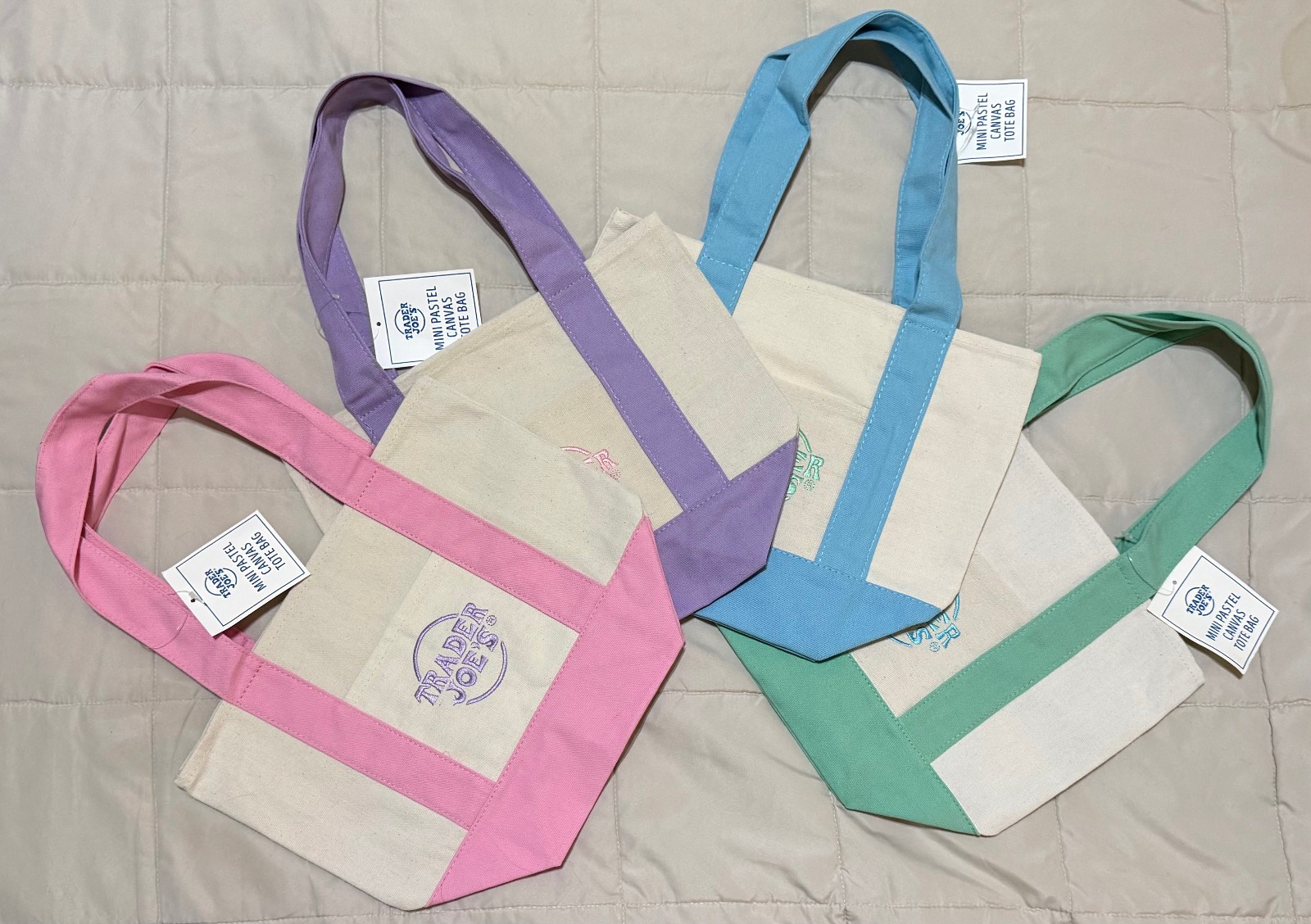 NWT Trader Joe’s Mini Pastel Canvas Tote Bag Limited Edition Set Of 4