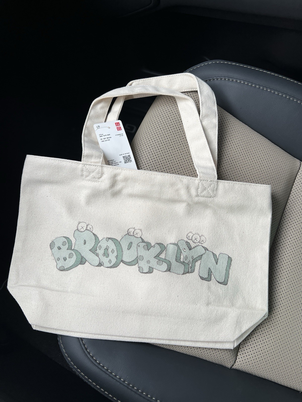 KAWS x UNIQLO BROOKLYN Small Tote Bag – Williamsburg Exclusive NEW IN HAND!