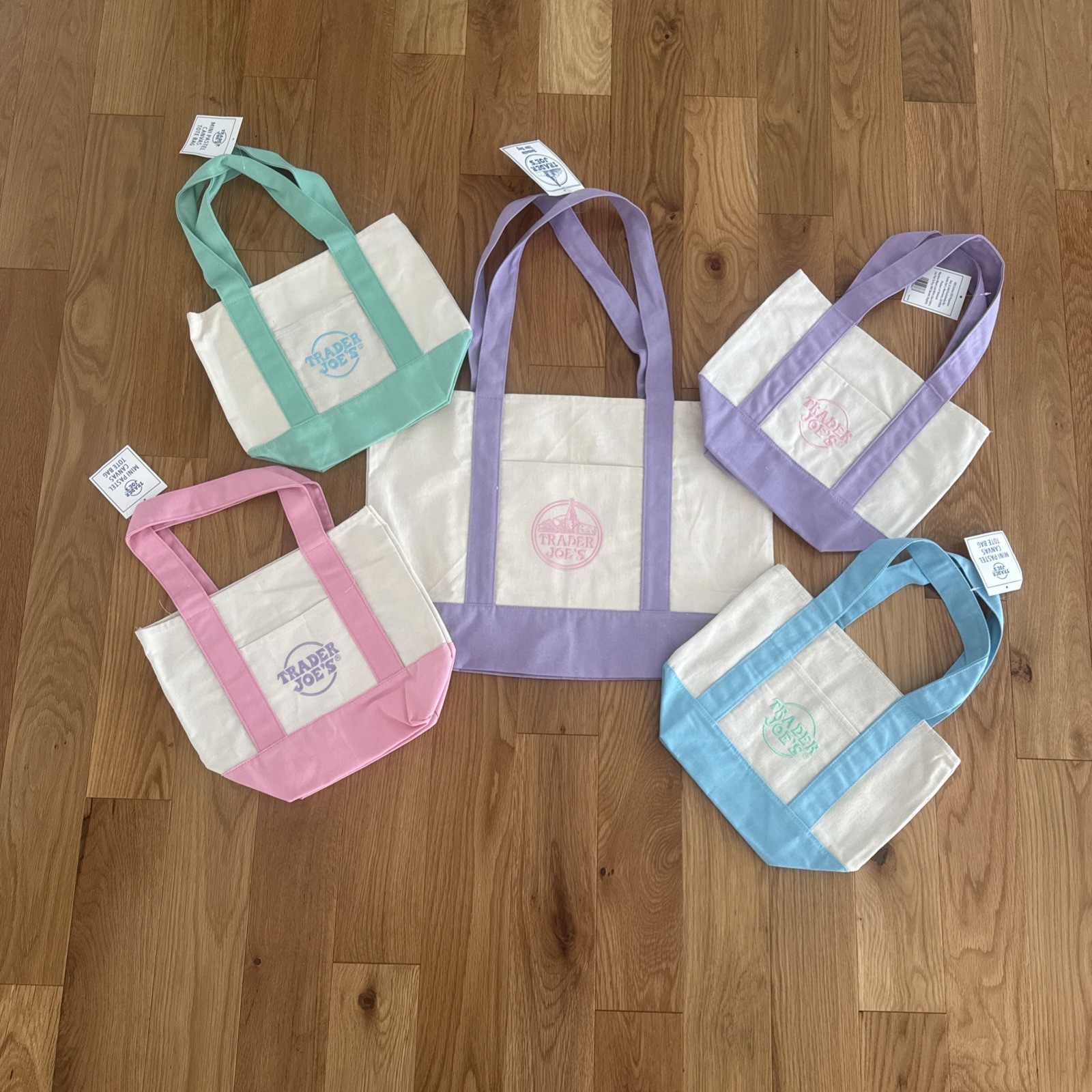 Trader Joe’s 1 LARGE Lavender Canvas Tote Bag AND 4 Mini Pastel Canvas Tote Bags
