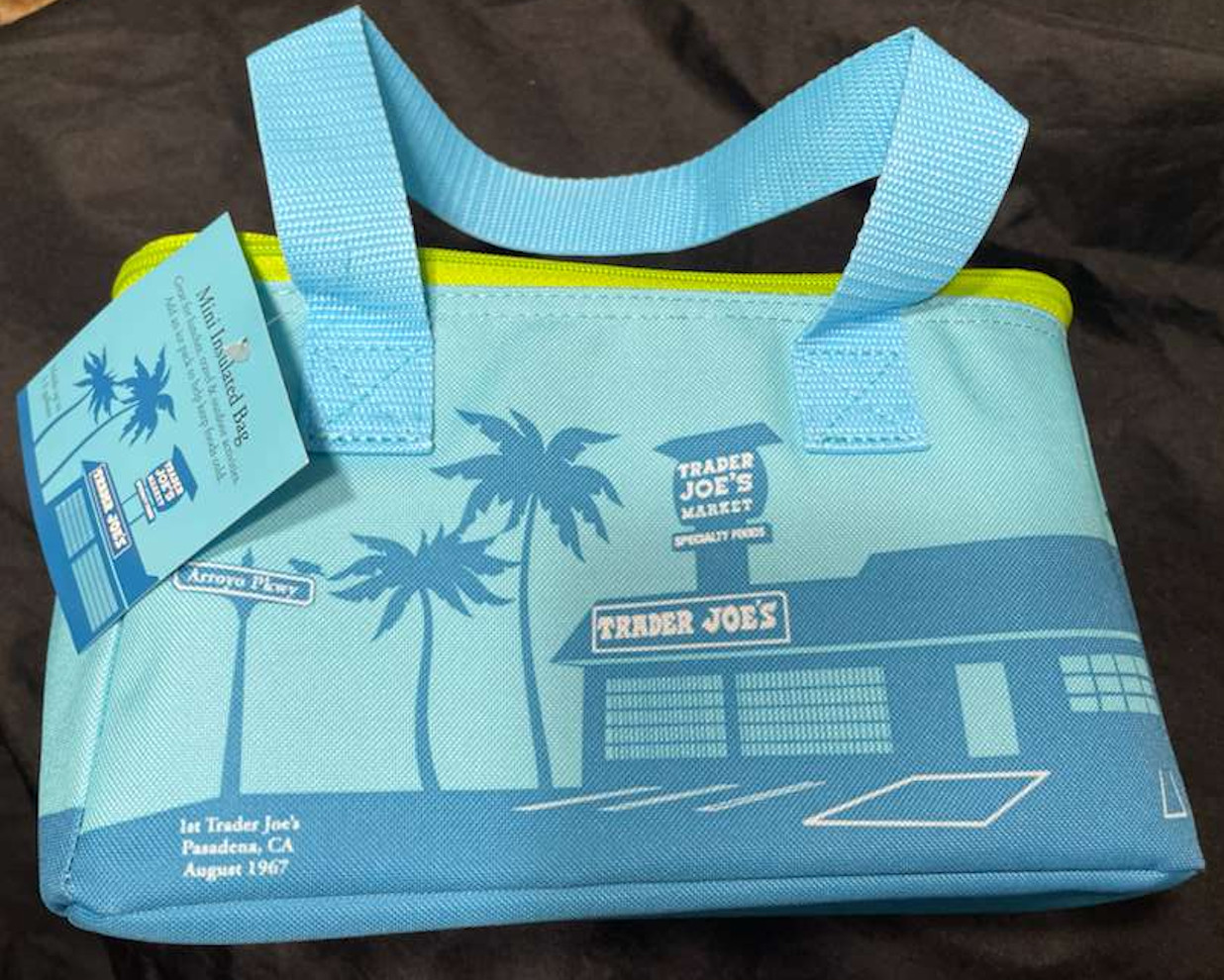 New with Tags! Set of 2: Trader Joe’s Mini Insulated Tote Bag – BLUE & PEACH