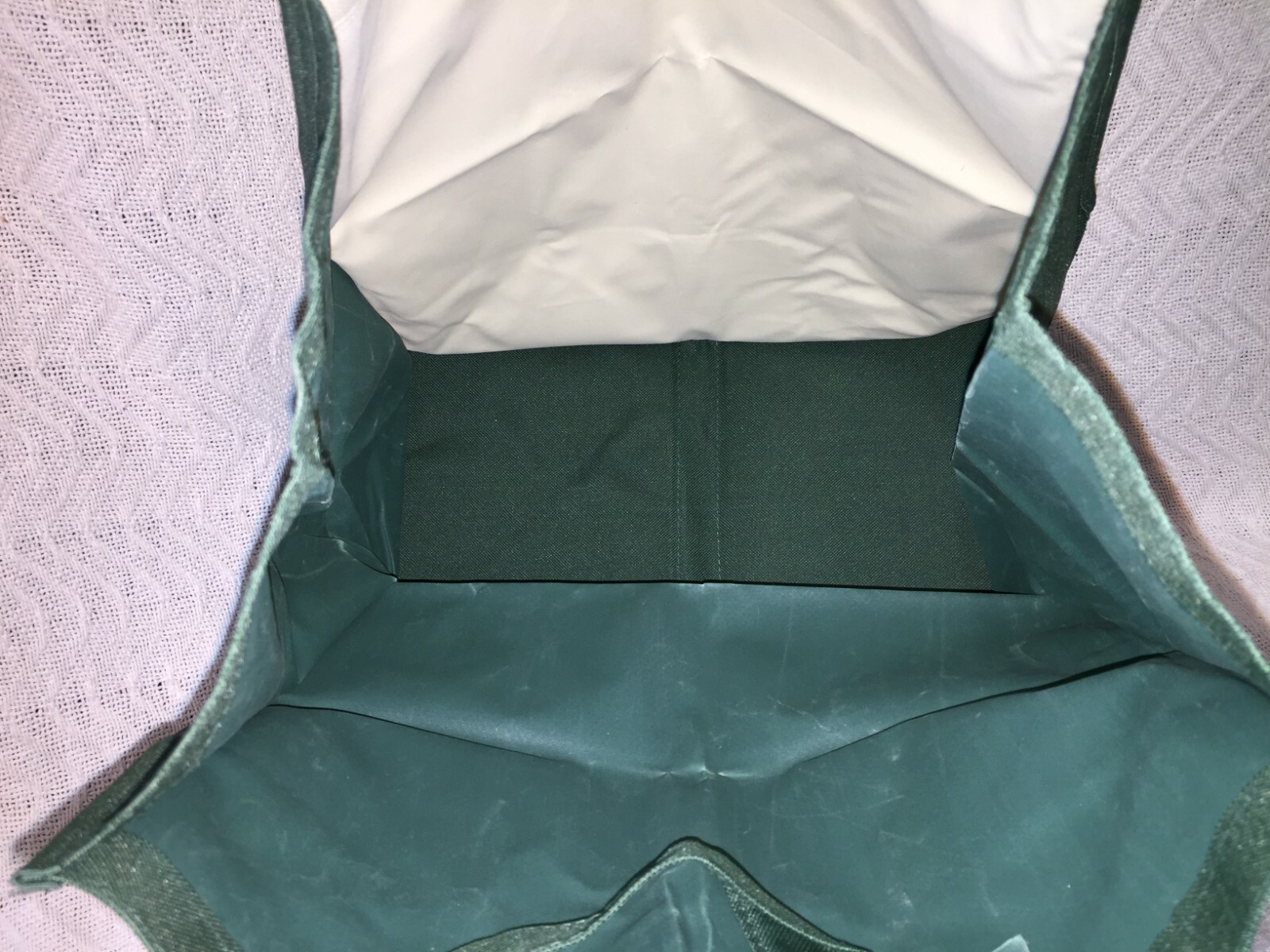 NEW Johnson Plastics Green and Natural Reusable Two Handle Shopping Bag