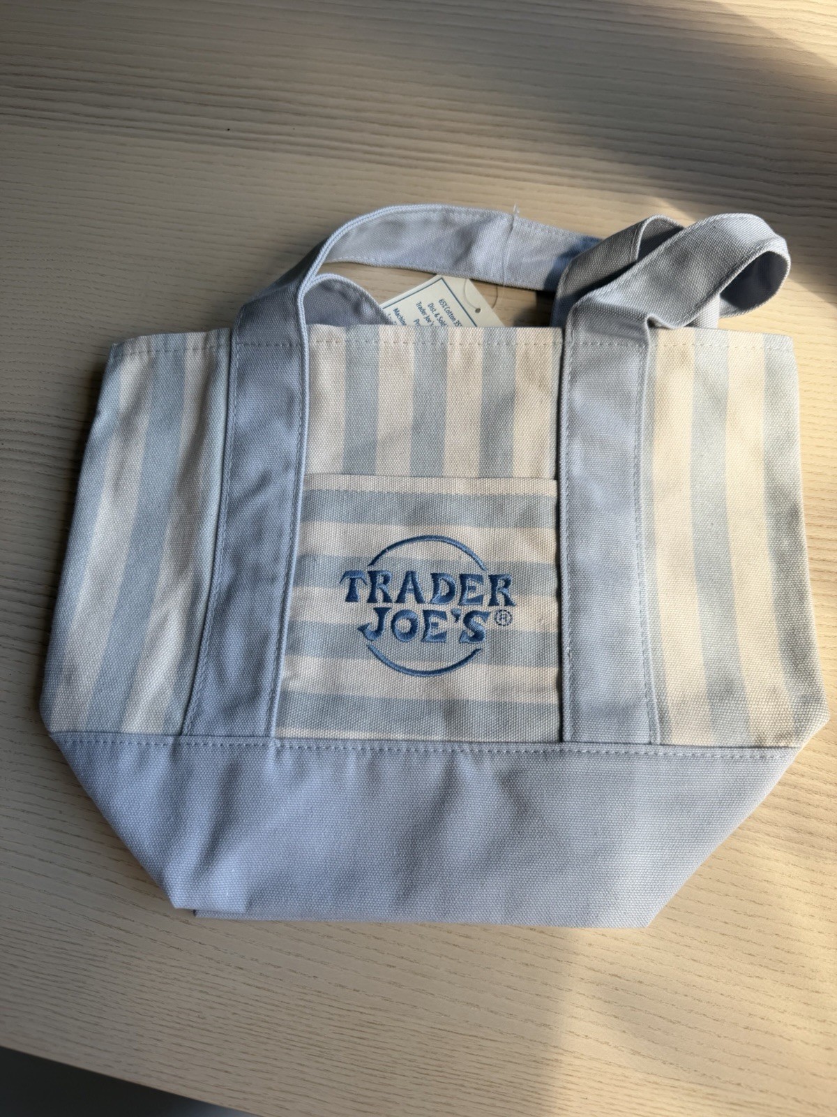 🔥 Brand New Trader Joe’s Striped Mini Canvas Tote Bag – Light Blue & White 🔥