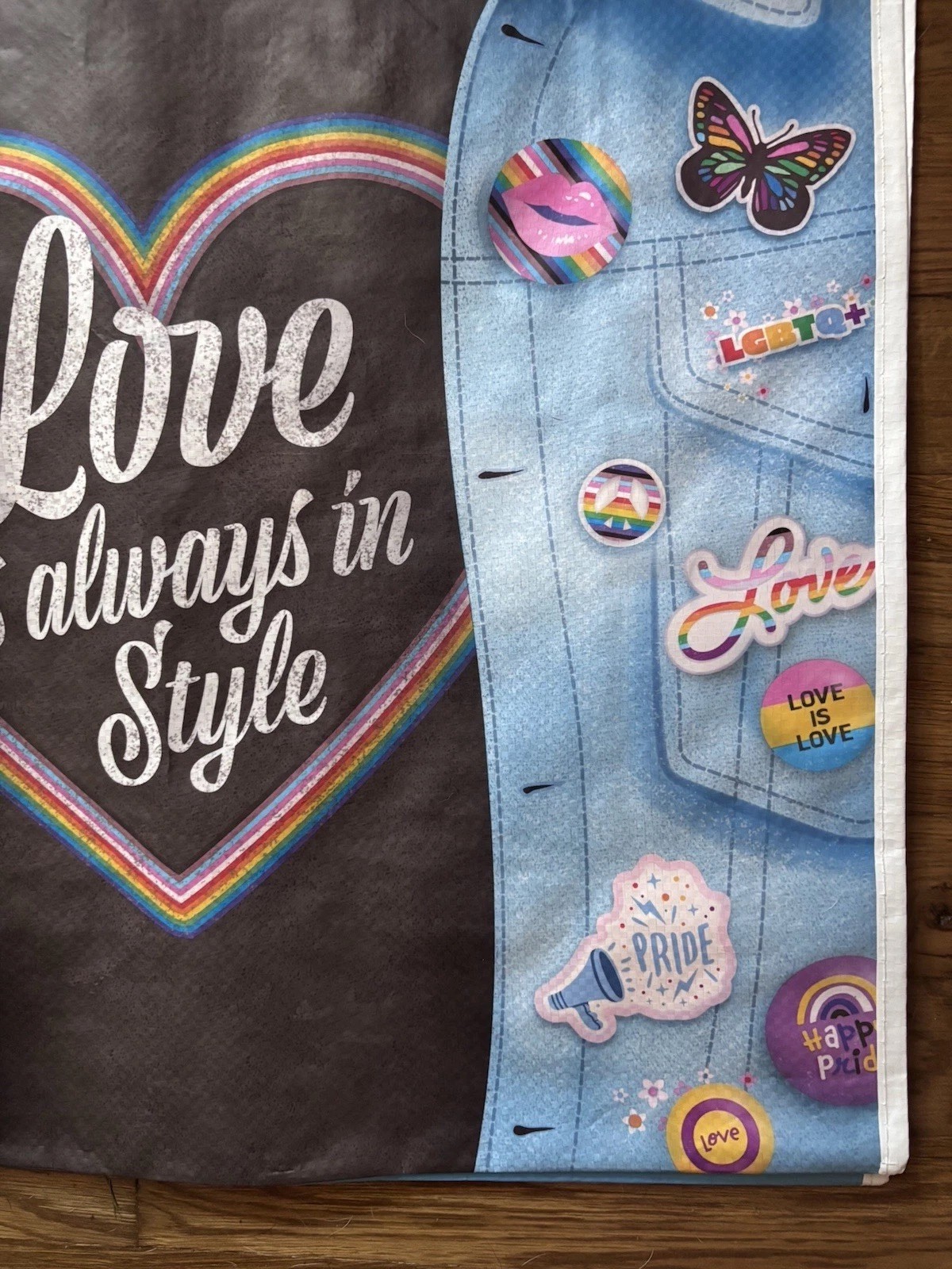 2 PRIDE~Shopping|Gift Bags~LOVE WINS~IS ALWAYS IN STYLE~Reusable Totes NEW~TJX