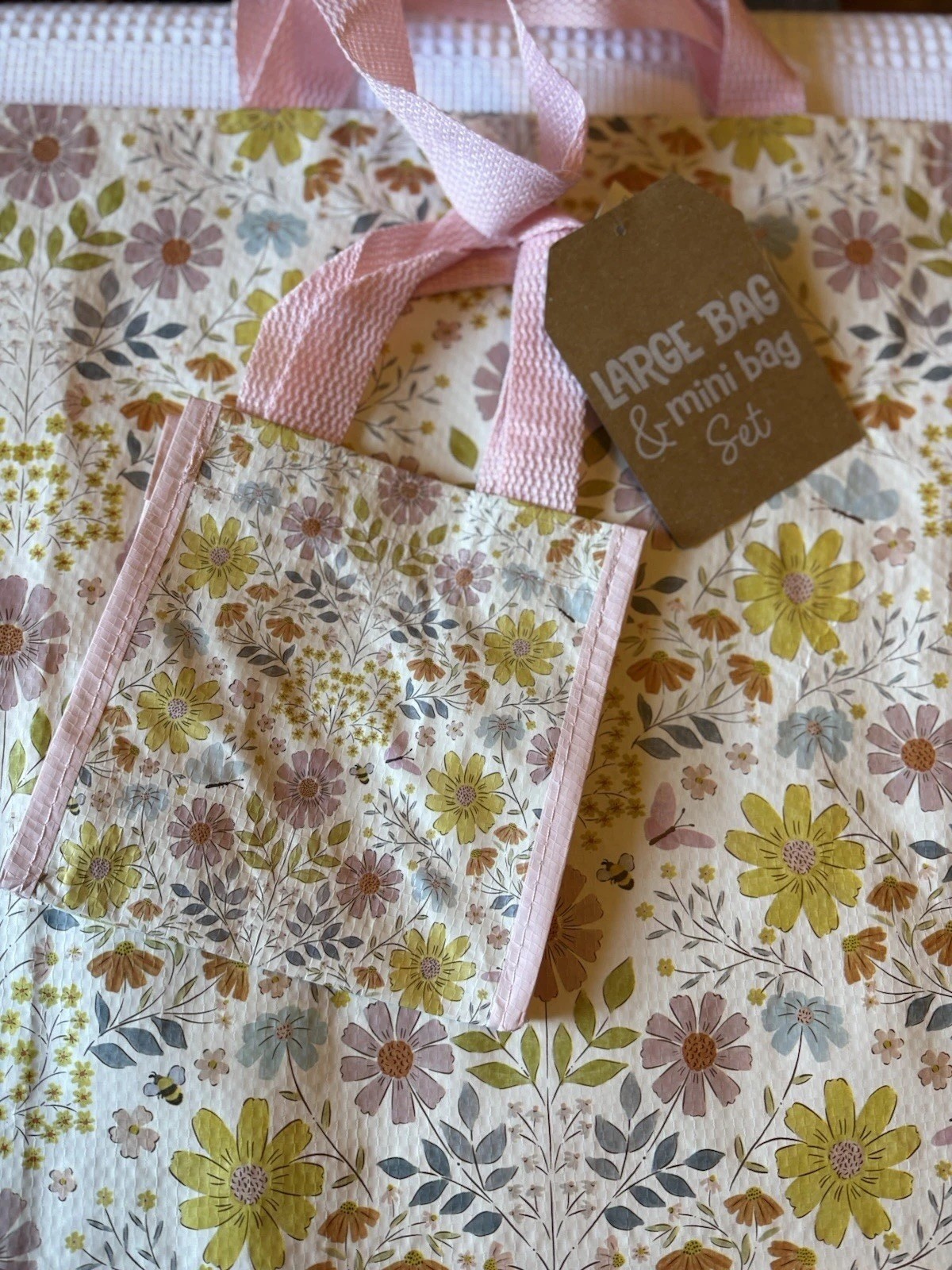 Reusable Shopping Bag Totes Lg Bag & Mini Bag Set Flowers Bees 🐝 Butterfly NWT