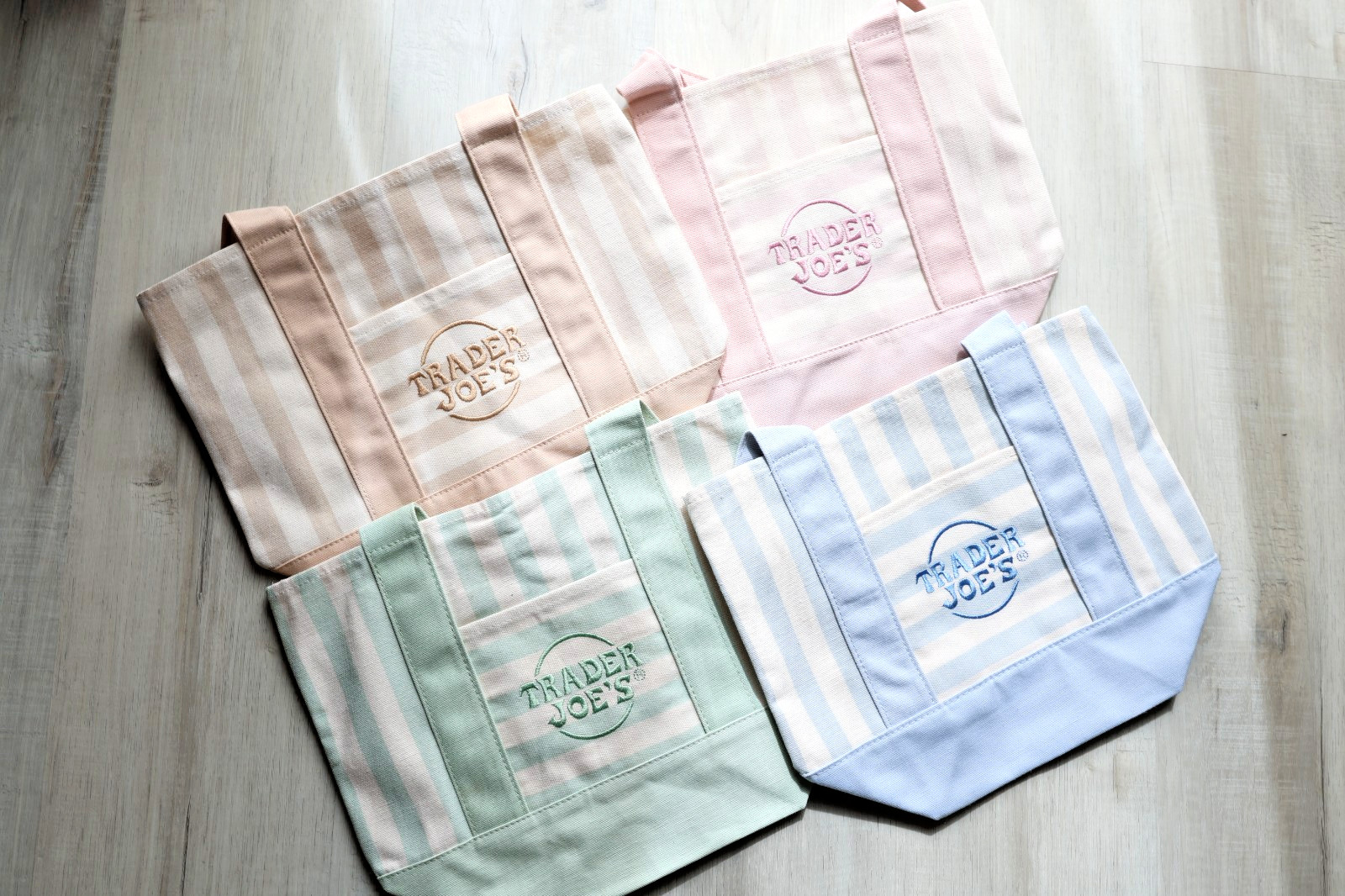 TRADER JOE’S MINI STRIPE CANVAS PASTEL TOTE BAGS SET Of 4 PINK BLUE GREEN BEIGE