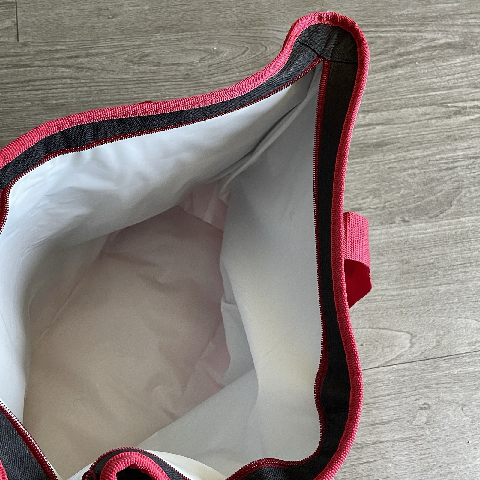 Trader Joe’s Insulated Reusable Bag Tote Red Black Shop 7 Gallon XL Capacity NWT