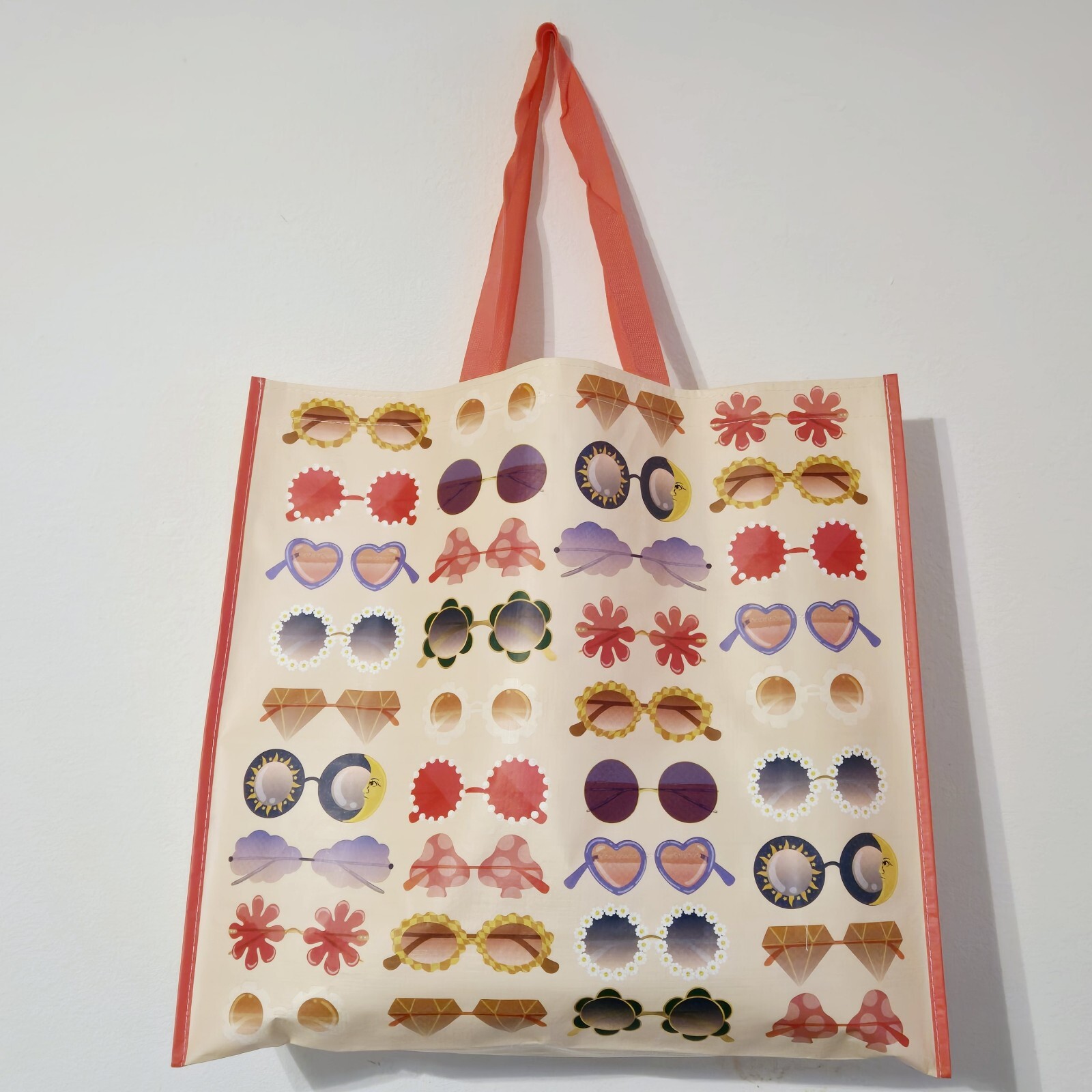 Shopping Gift Bag Sunglasses Glasses Shades Flower Shopping New T.J. TJMaxx