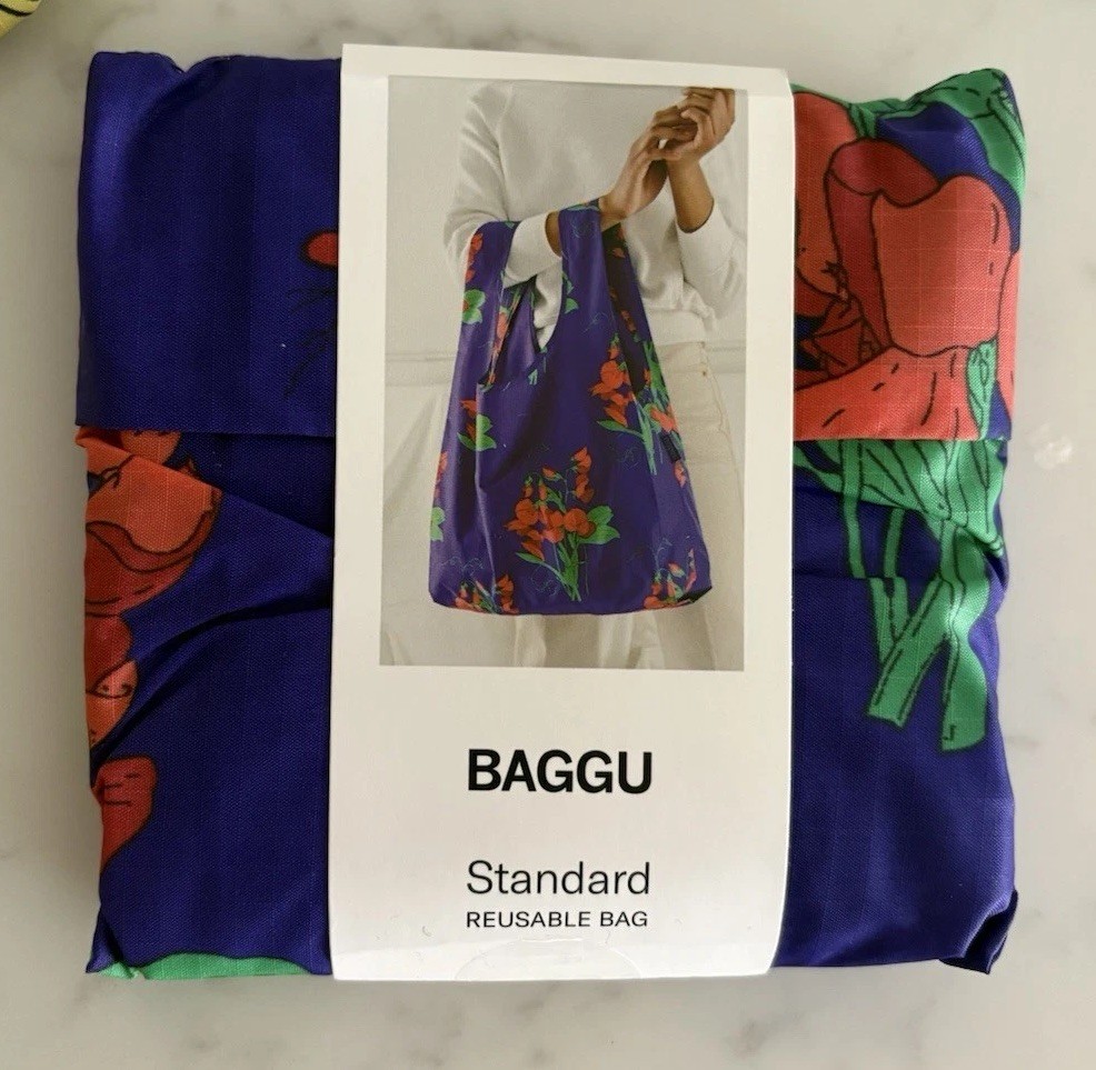 BAGGU Standard Reusable Shopping Bag Blue Sweet Pea Floral 100% Nylon 50lbs