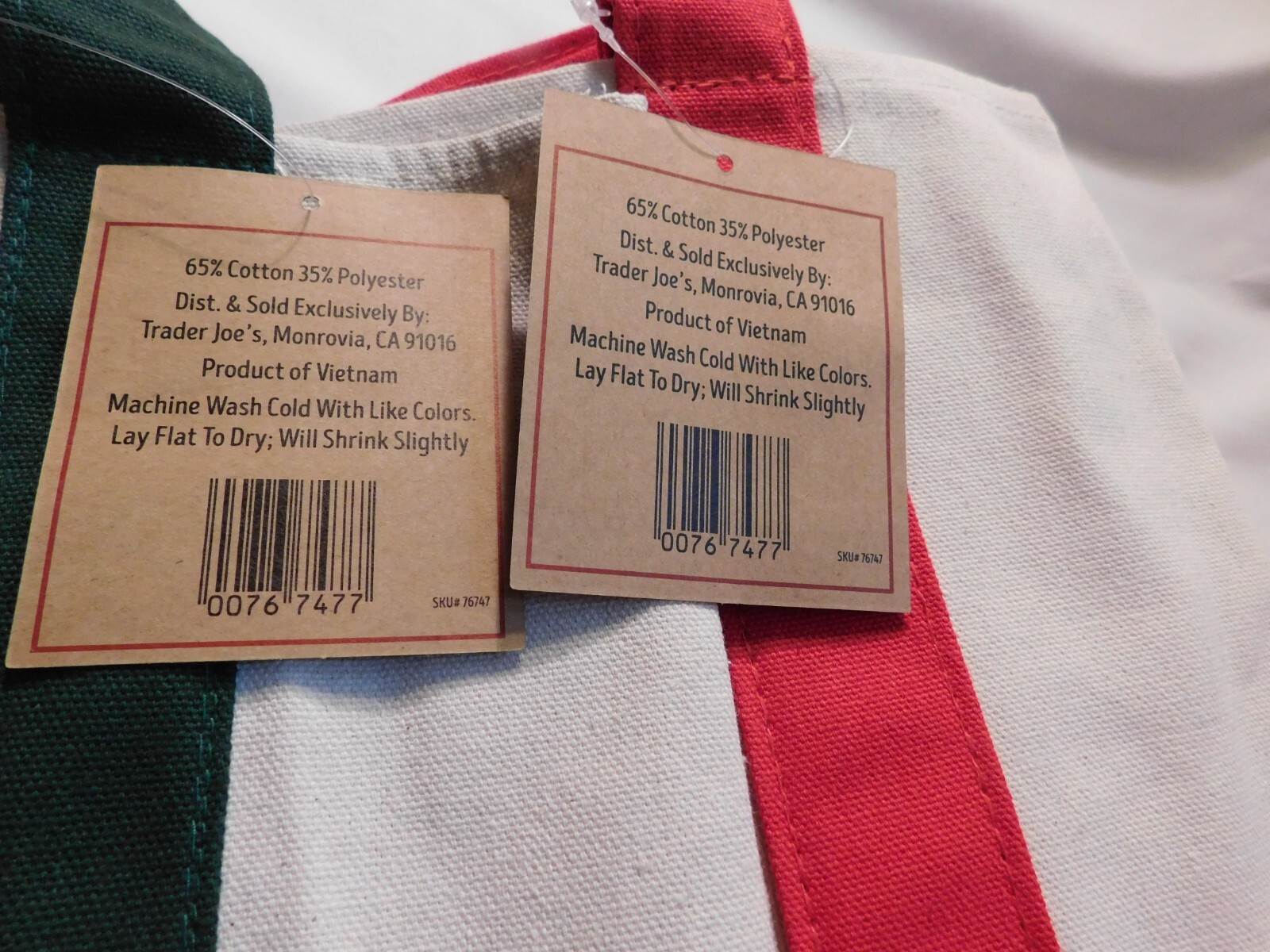 Trader Joe’s Mini Canvas Tote Bags Green and Red Lot Of 2 NWT