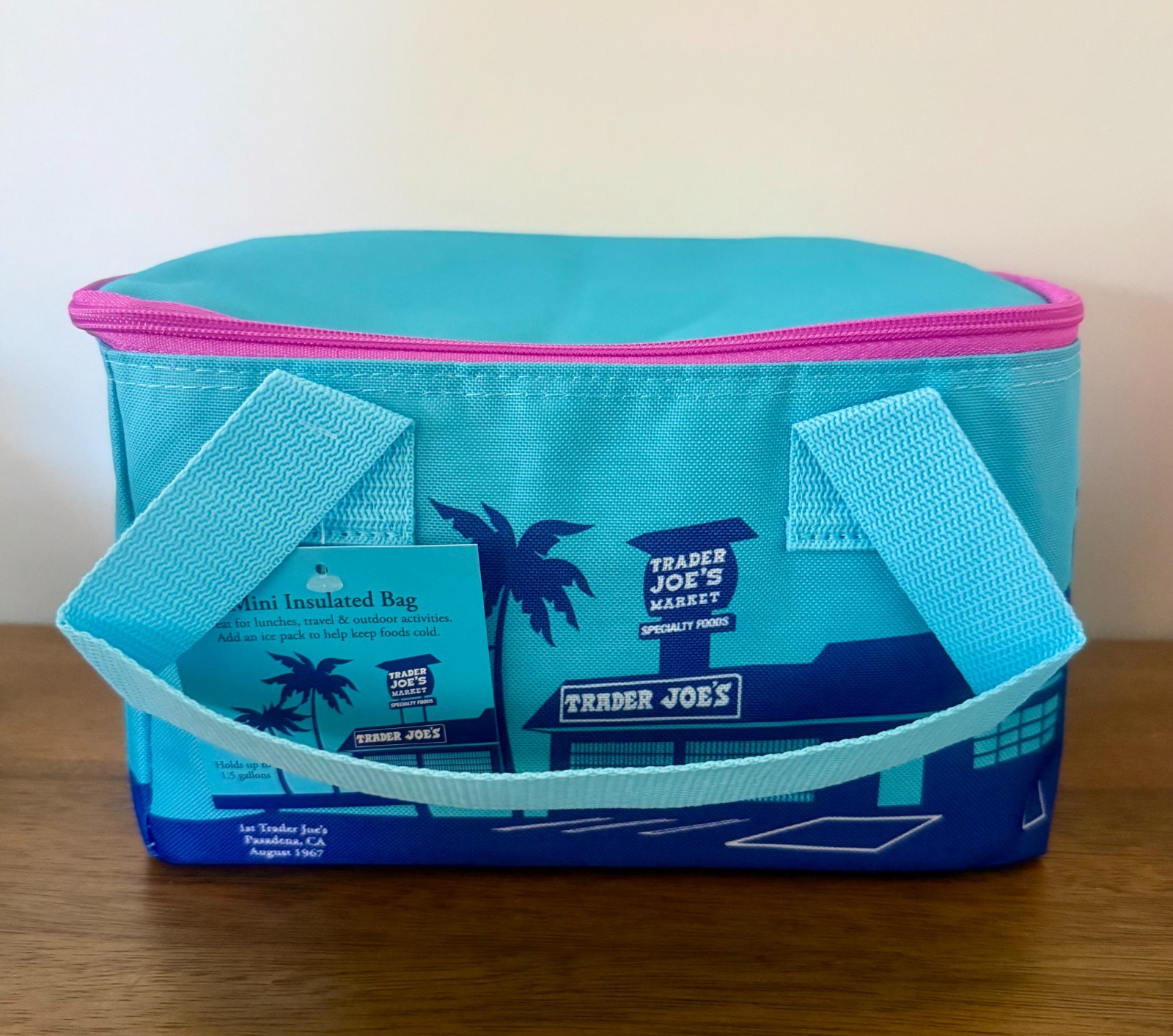 Trader Joe’s MINI Insulated Bag Limited Summer Edition 1.5 Gal – NWT!