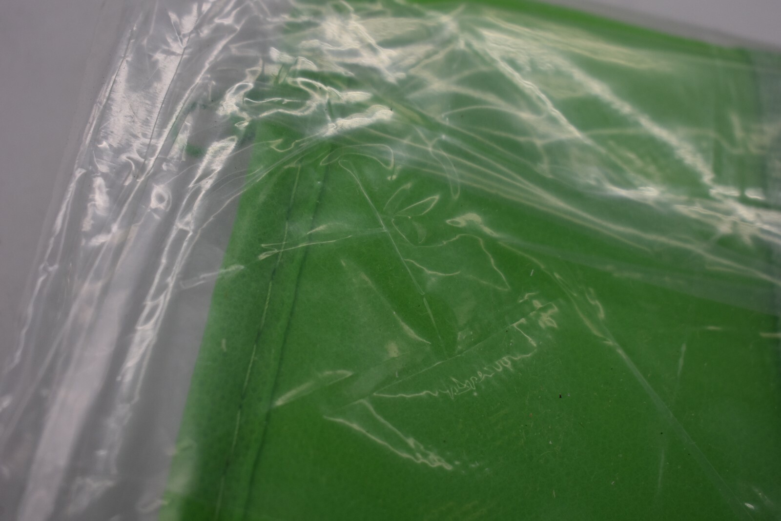 Lot of 4 Reusable Thermal Insulated Grocery Cold Pack Zip Closure Totes 8x12x14″