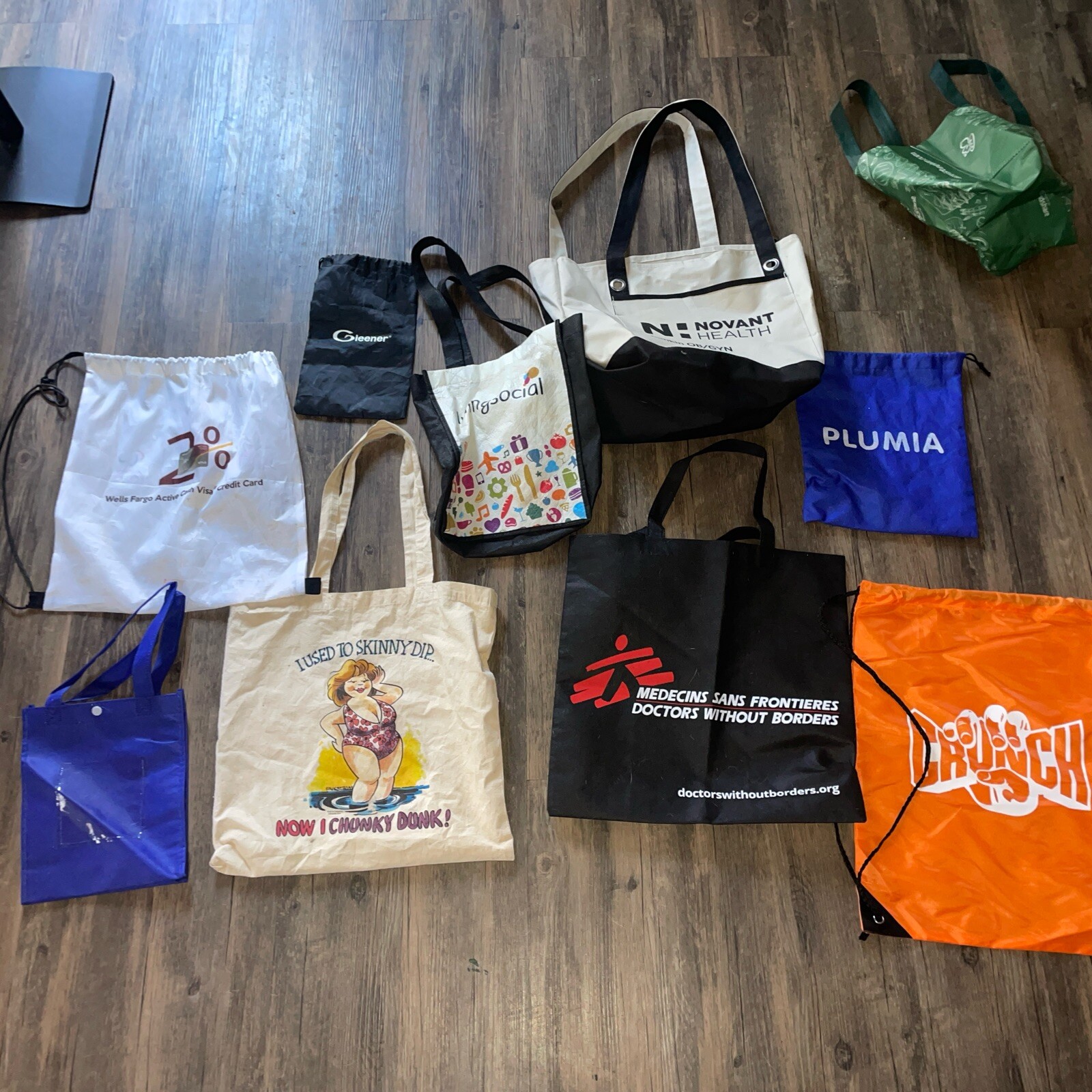 10 Miscellaneous Reuseable Tote Bags Mixed Sizes