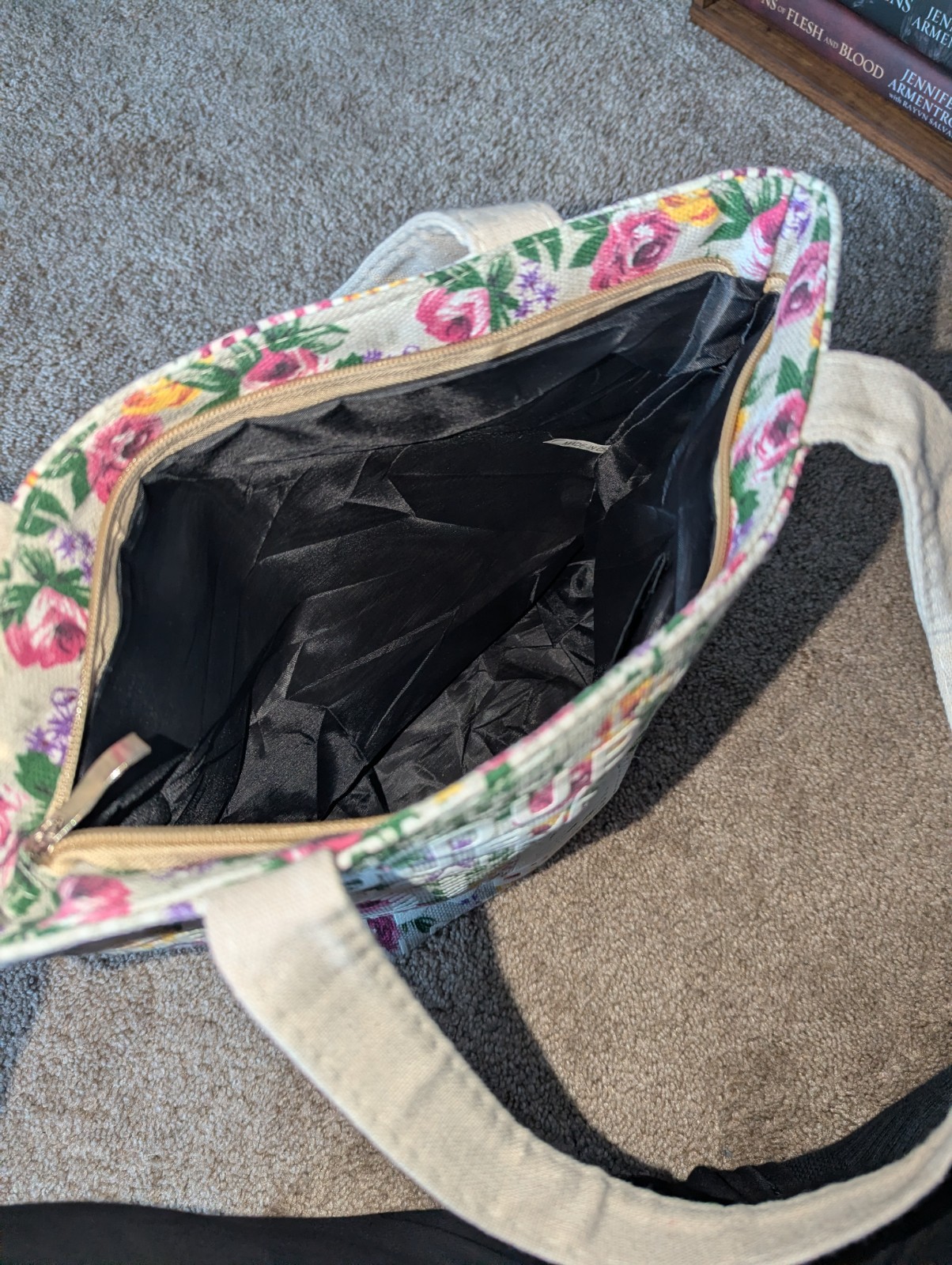 Dubai Floral Multicolor Canvas Medium Tote Bag w/ Zipper, 10in x 8in