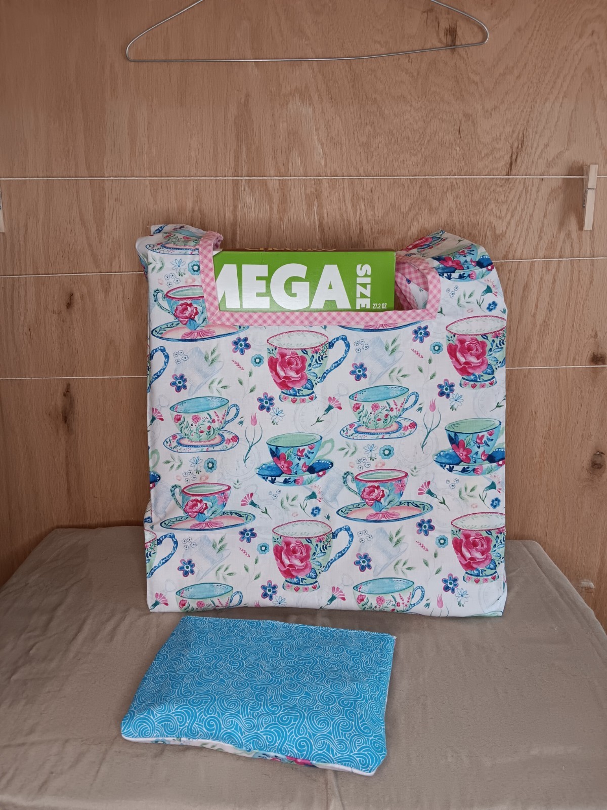 New handmade Reusable Market Bag Foldable with pocket Cotton Fabric