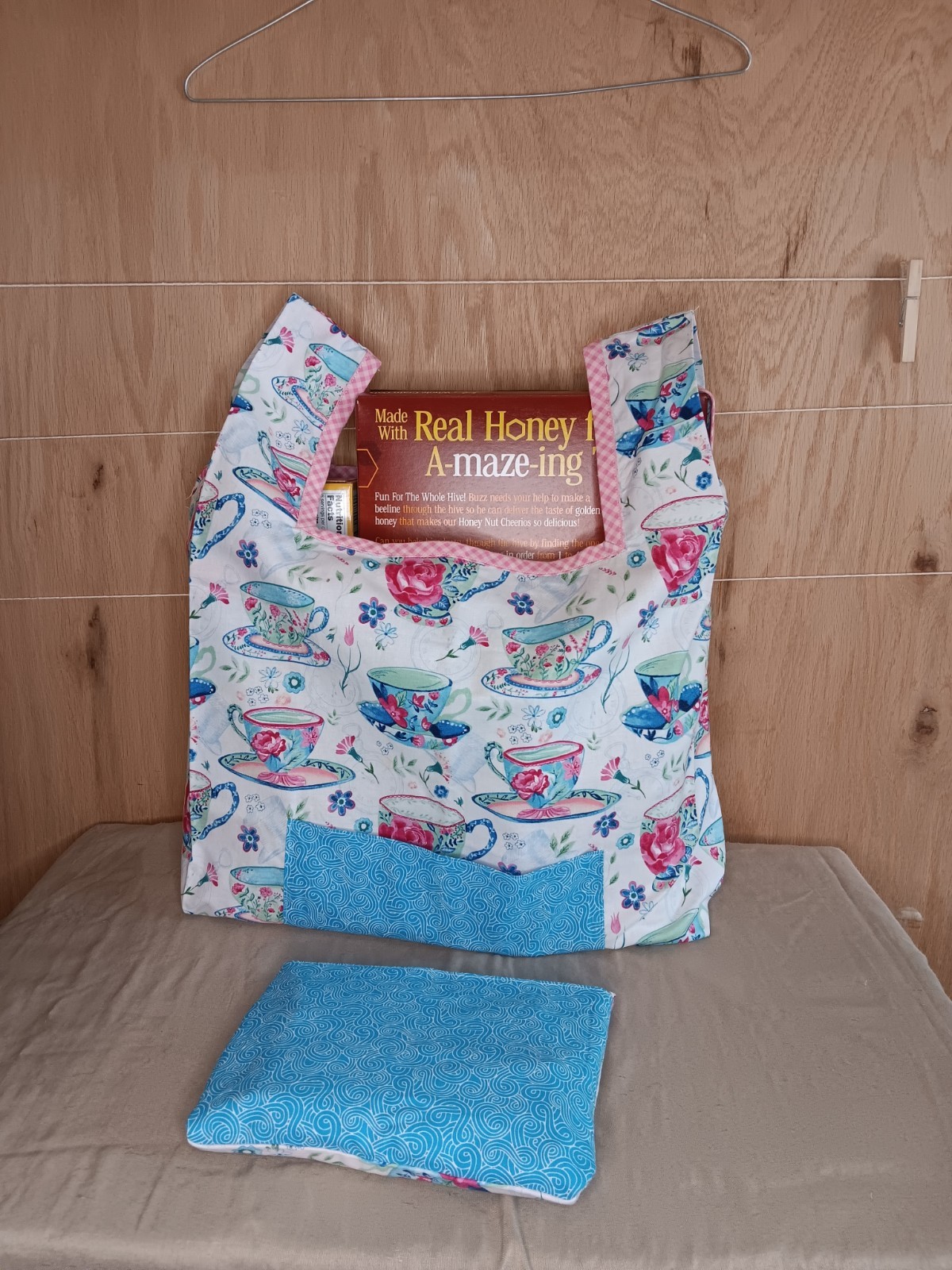 New handmade Reusable Market Bag Foldable with pocket Cotton Fabric