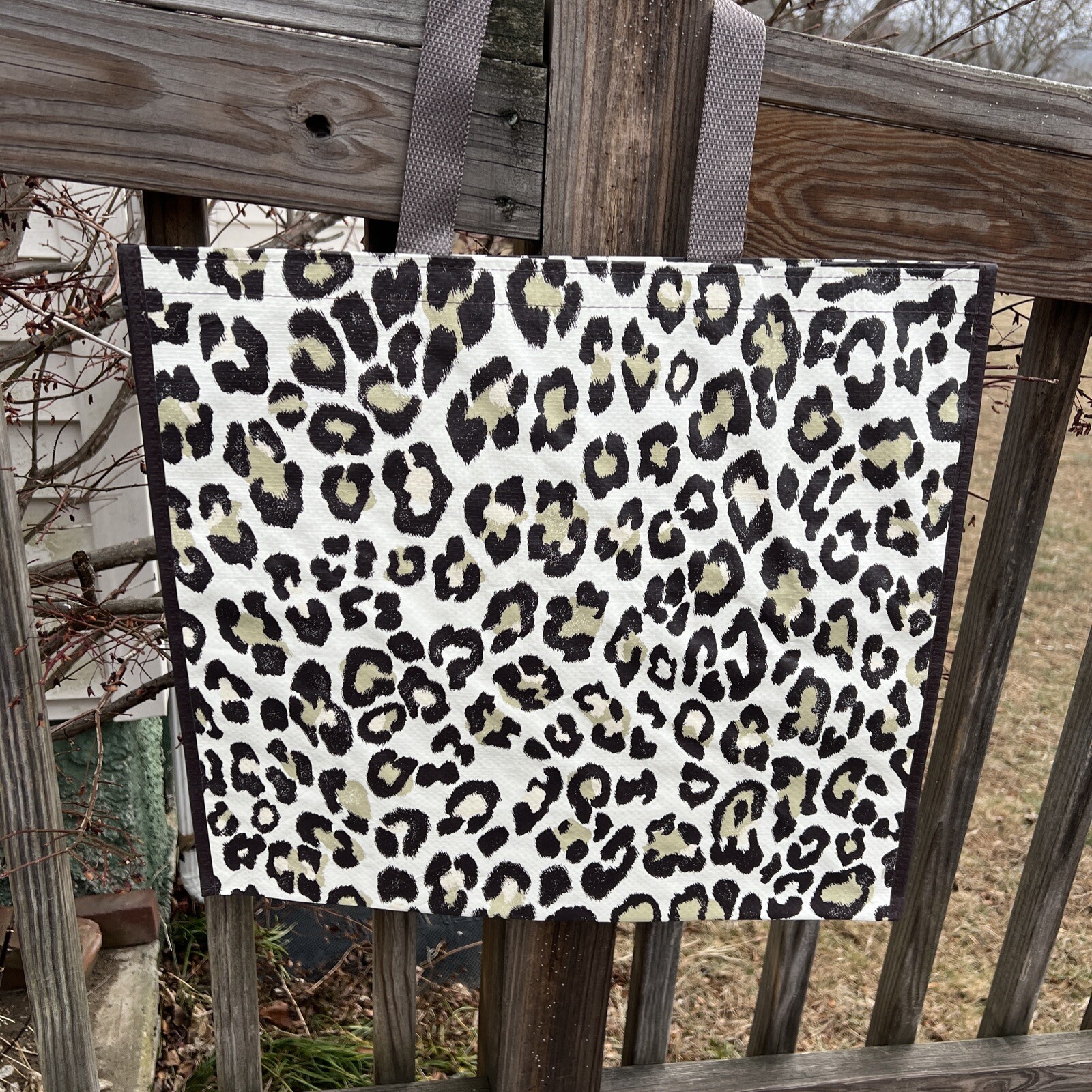REUSABLE SHOPPING TRAVEL TOTE BAG CHEETAH PRINT ECO FRIENDLY TJMAXX NEW