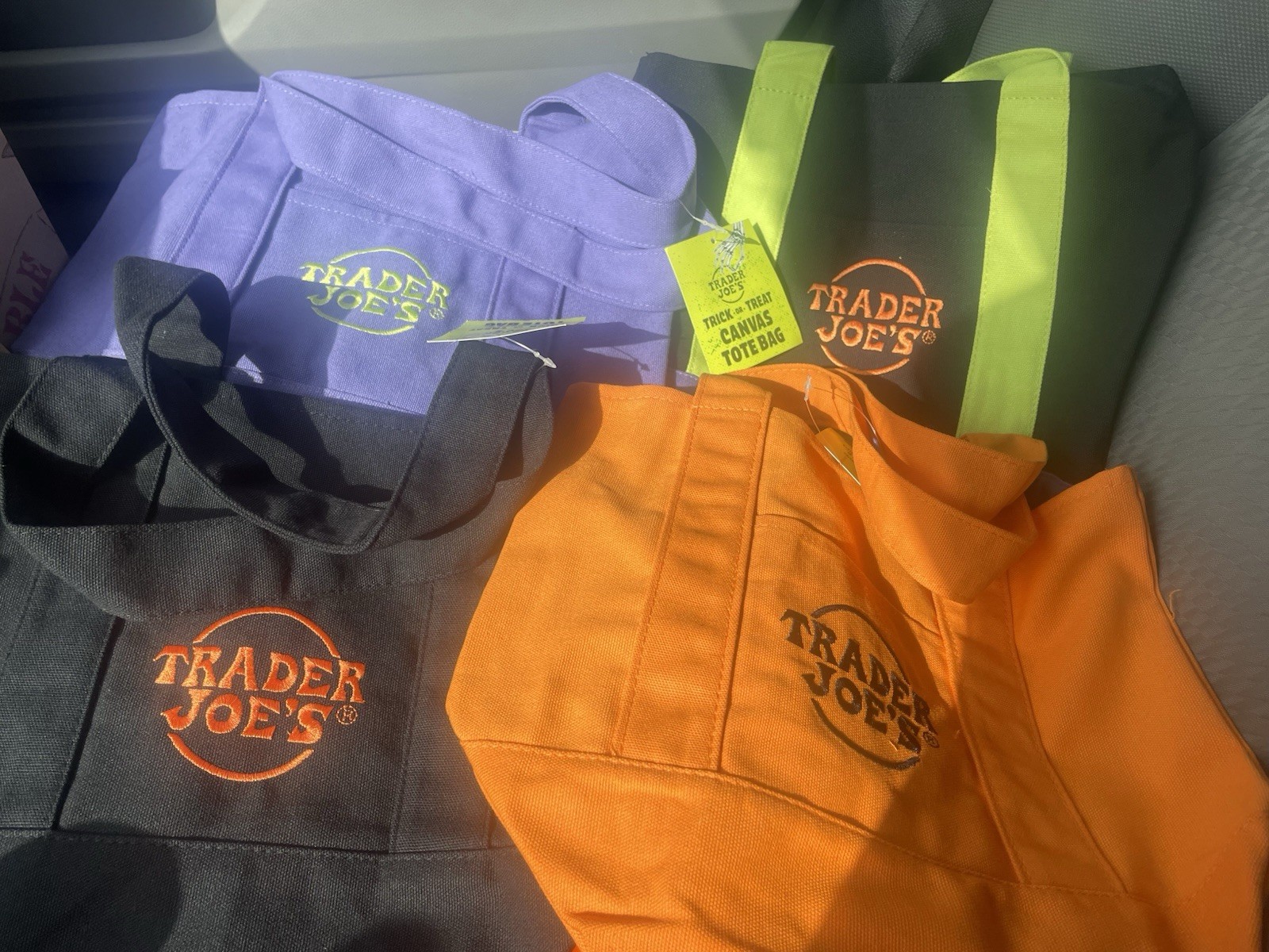 Trader Joes Halloween Mini Tote Bags Set New Orange Purple In Store Exclusive