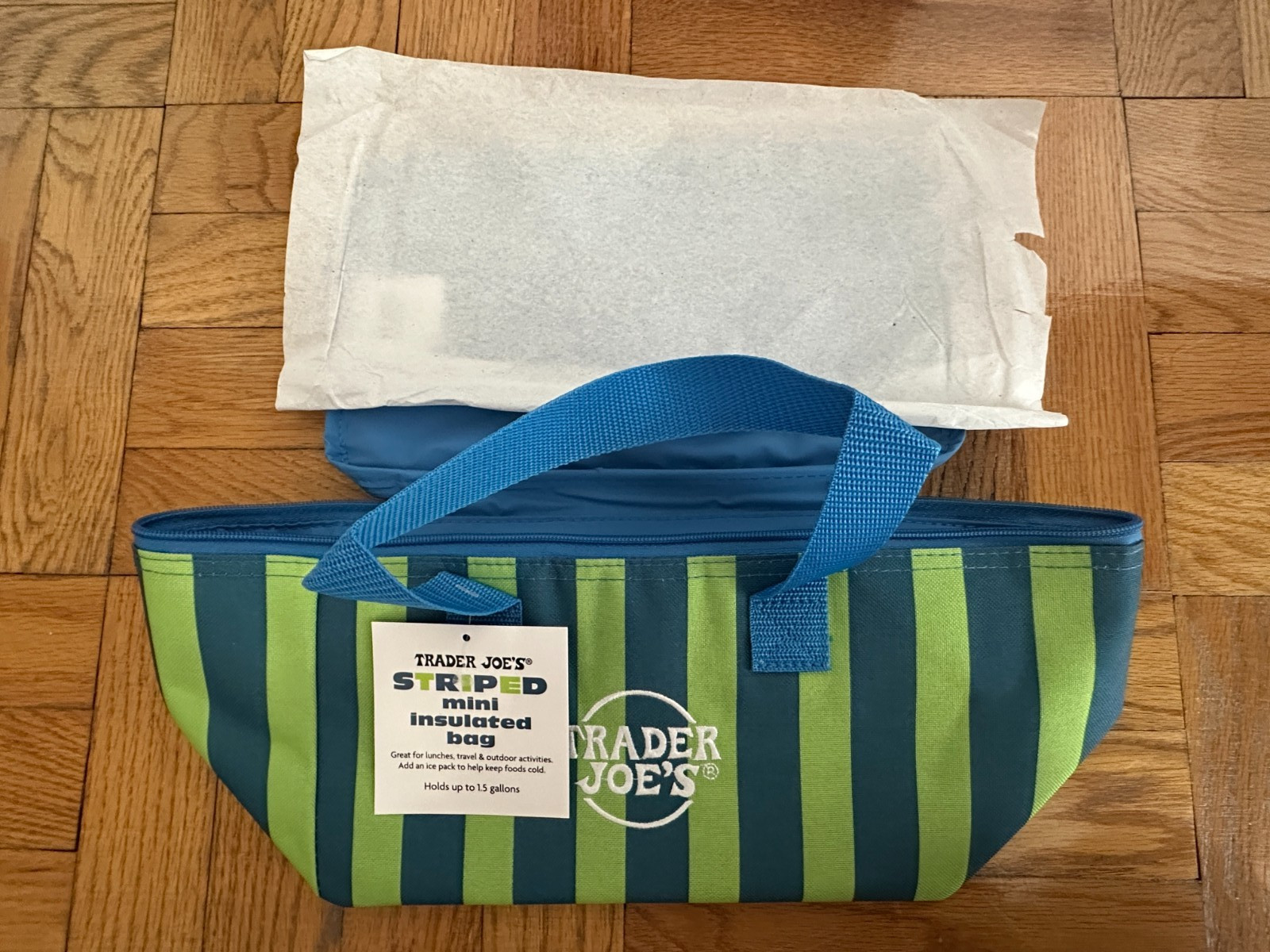 Trader Joe’s 2026 Summer Mini Insulated Tote Bags Set of 6 Authentic