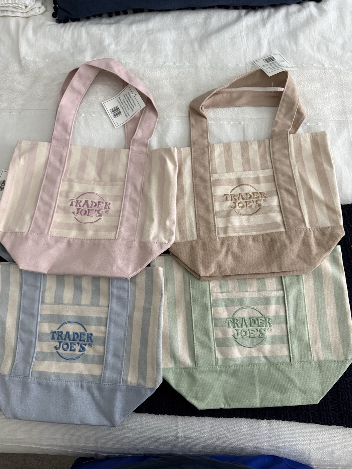 Trader Joe’s 2026 Limited Edition Mini Pastel Stripe Canvas Tote Bag Set Of 4