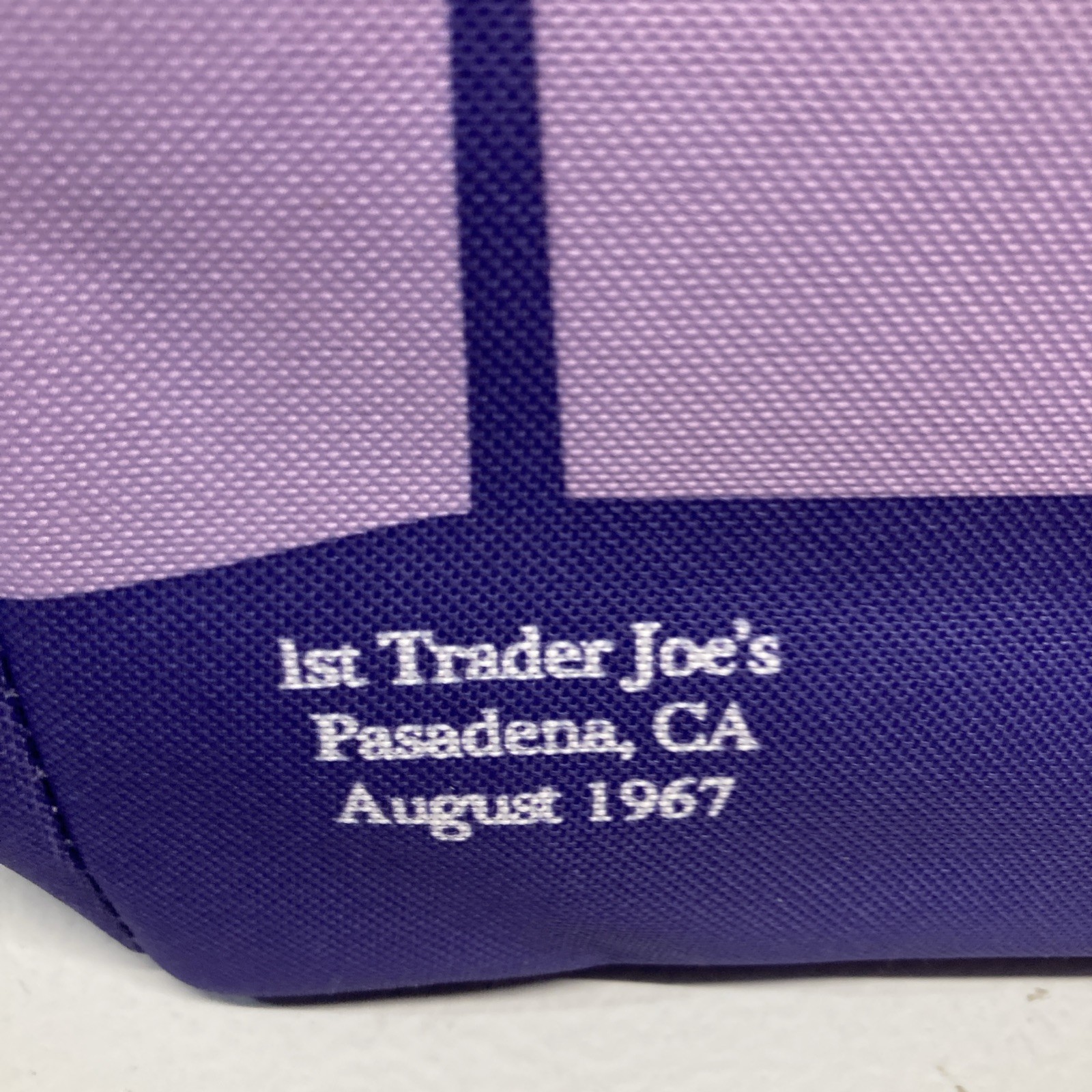 Trader Joe’s LARGE 8 Gallon PURPLE RAIN Reusable Insulated Bag NWT