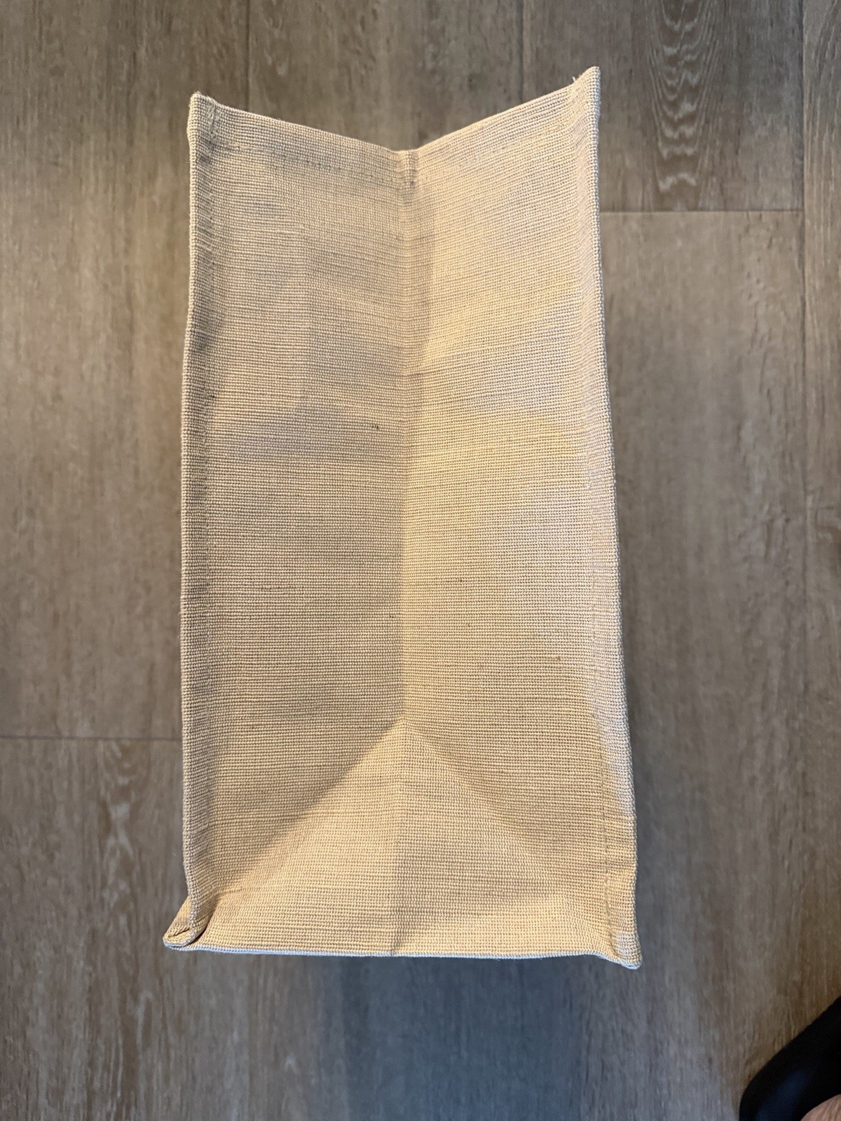 NWOT ARHAUS Jute Beige Tan Black Logo Reusable Shopping Gift Bag 13″x9.5””x7”